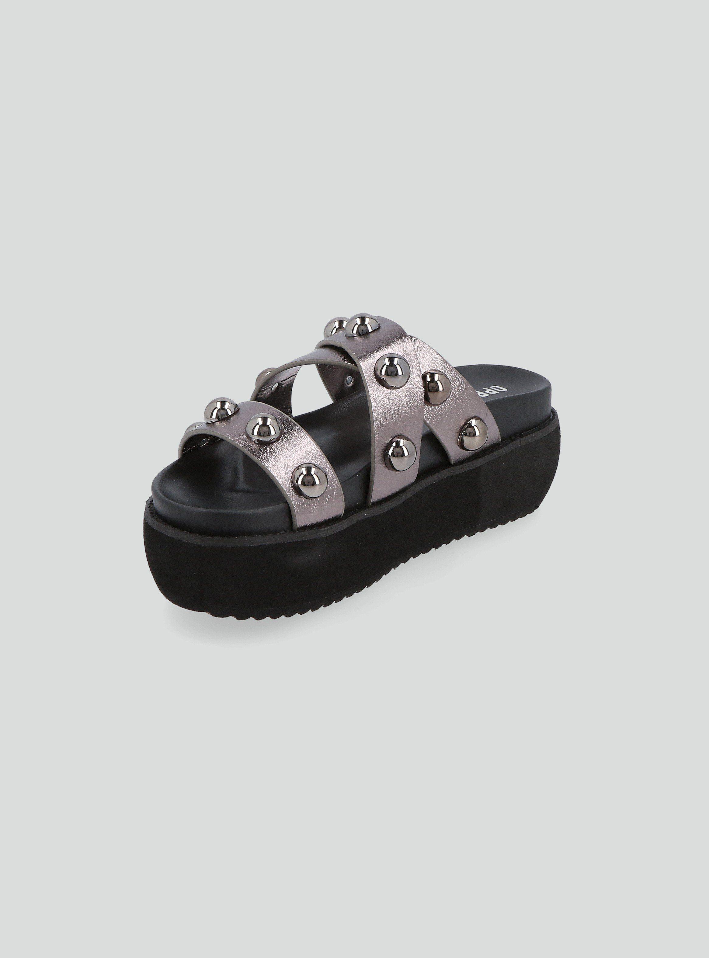 Sandalia Plataforma Tachas Mujer-2