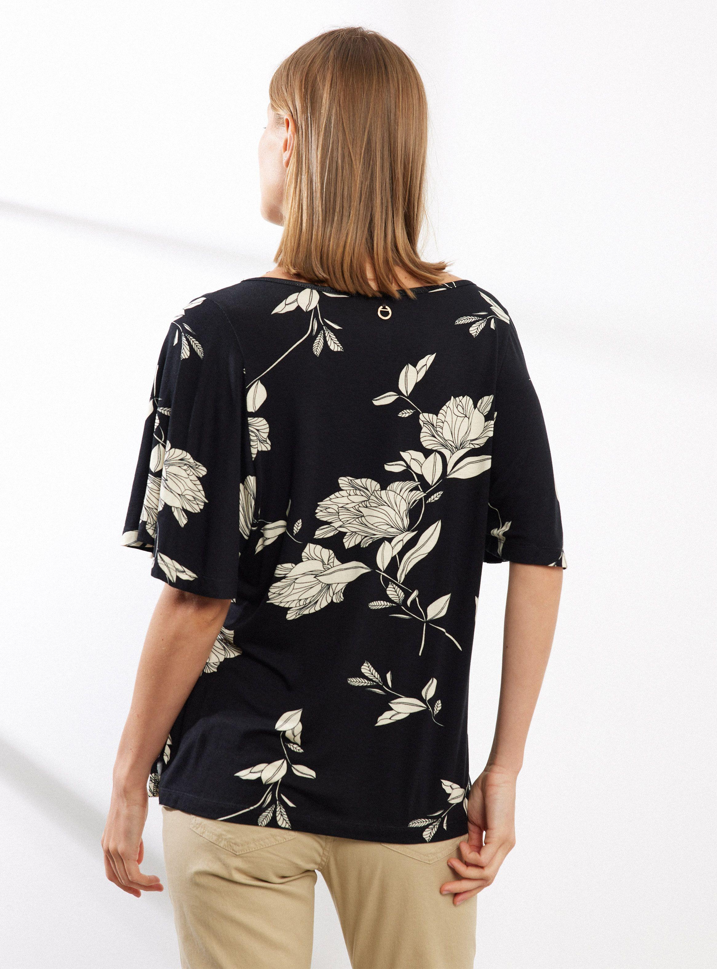 Polera Estampada y Aplicación de Broderie en Cuello-1
