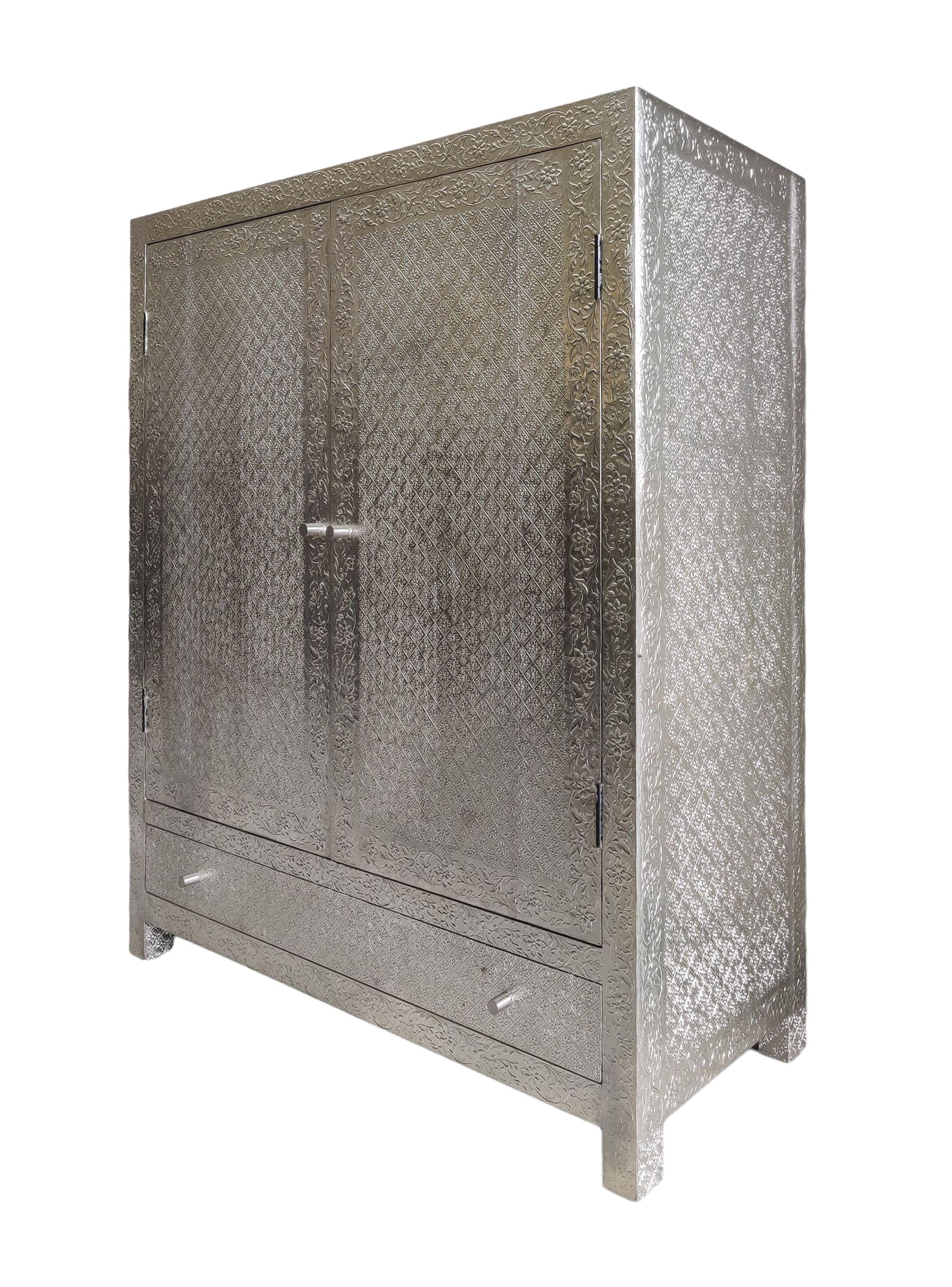 Vitrina Metal Tallado 2P-3