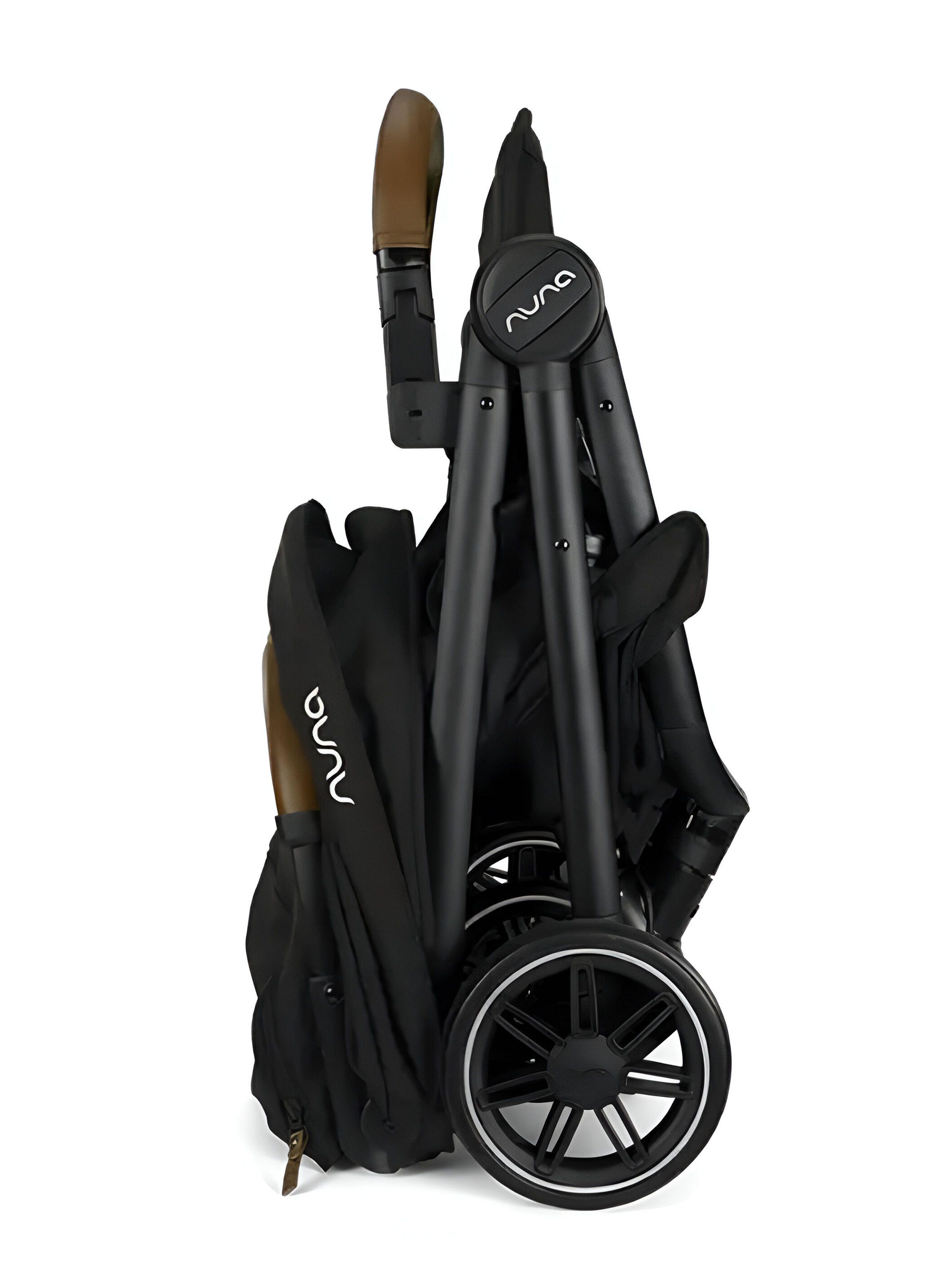Coche Paseo TRVL Negro Nuna-3