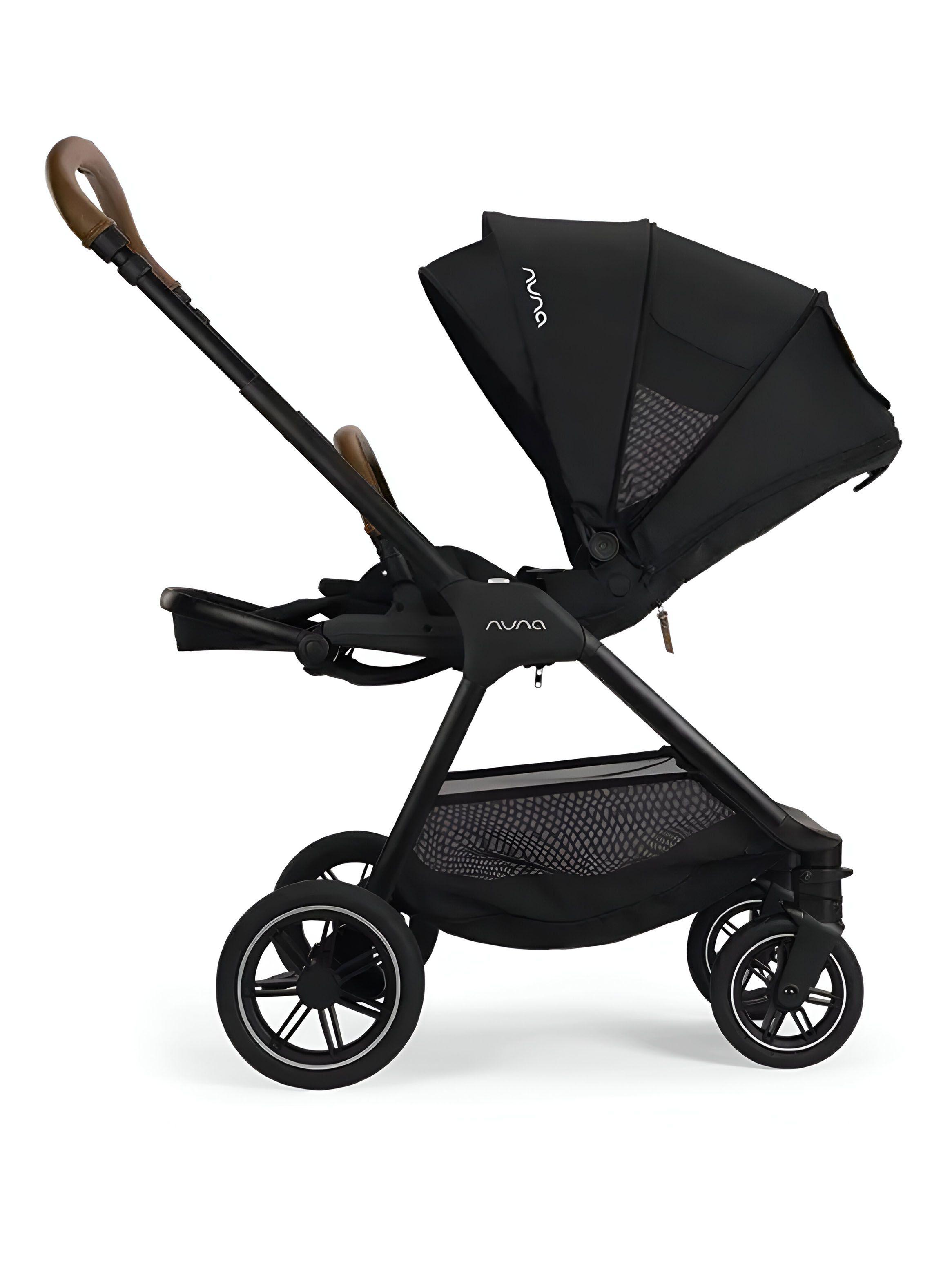 Coche Paseo TRIV Next Negro Nuna-1