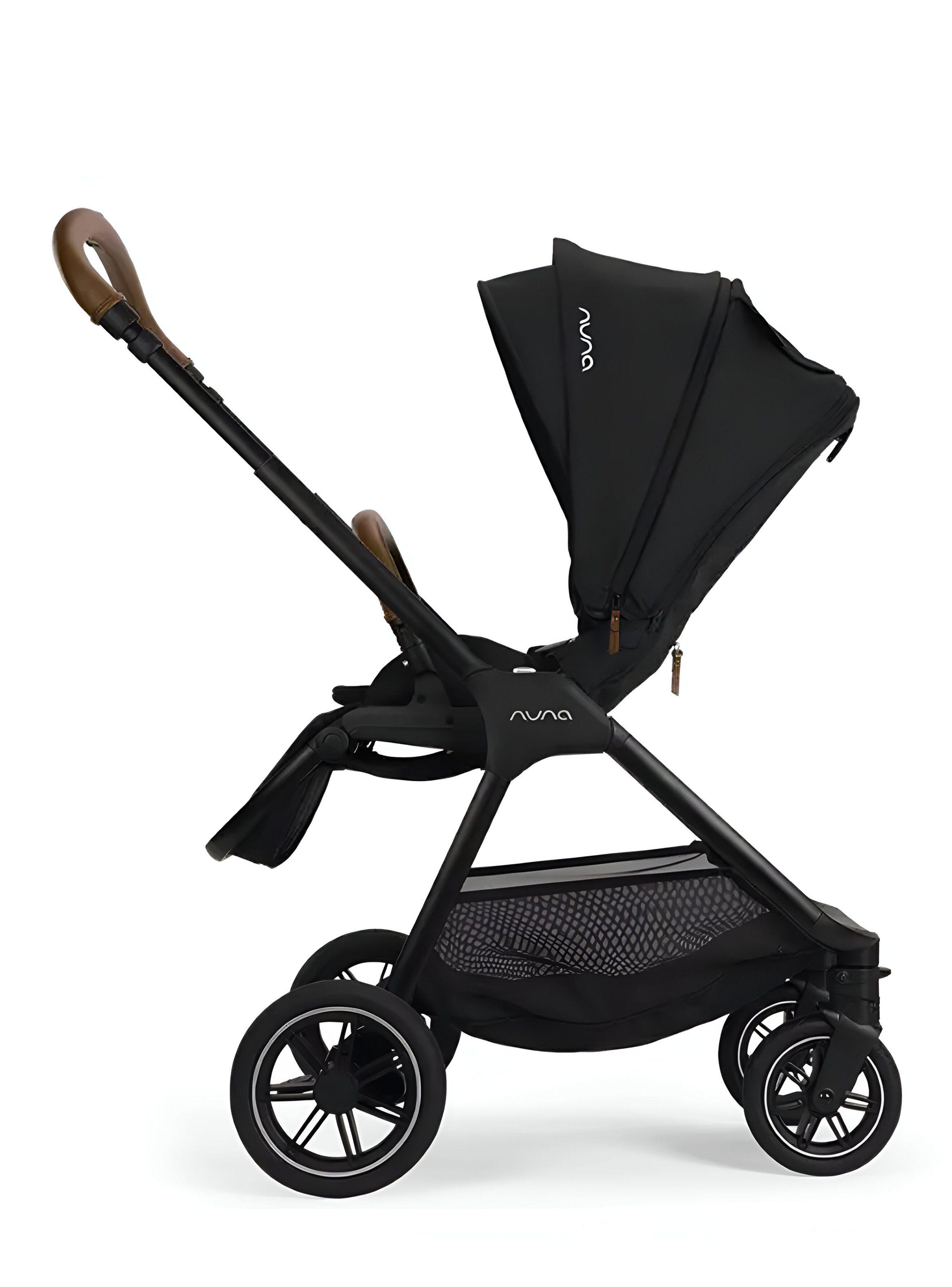 Coche Paseo TRIV Next Negro Nuna-3