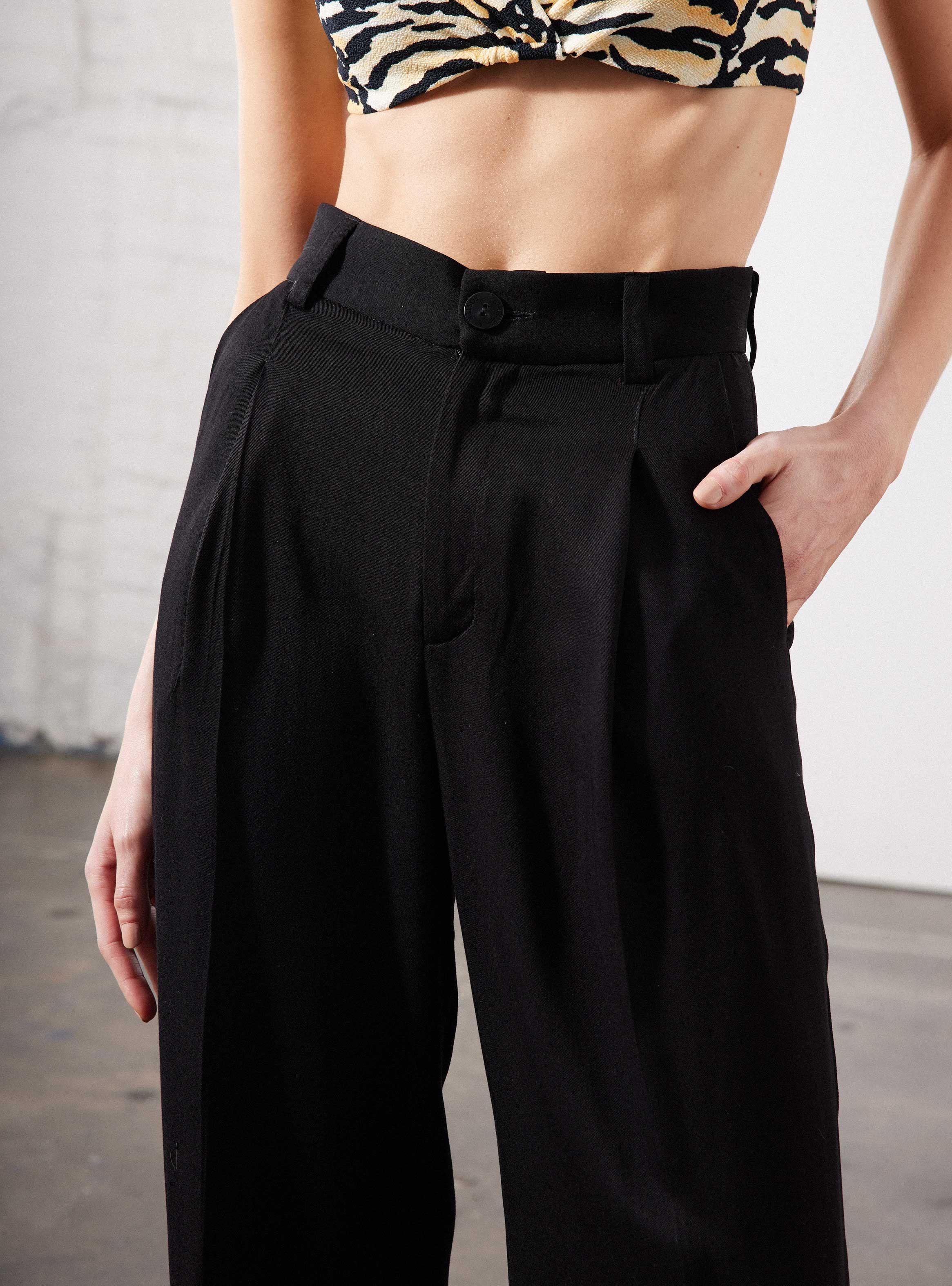 Pantalón Wide Leg con Pinzas Clásico-2