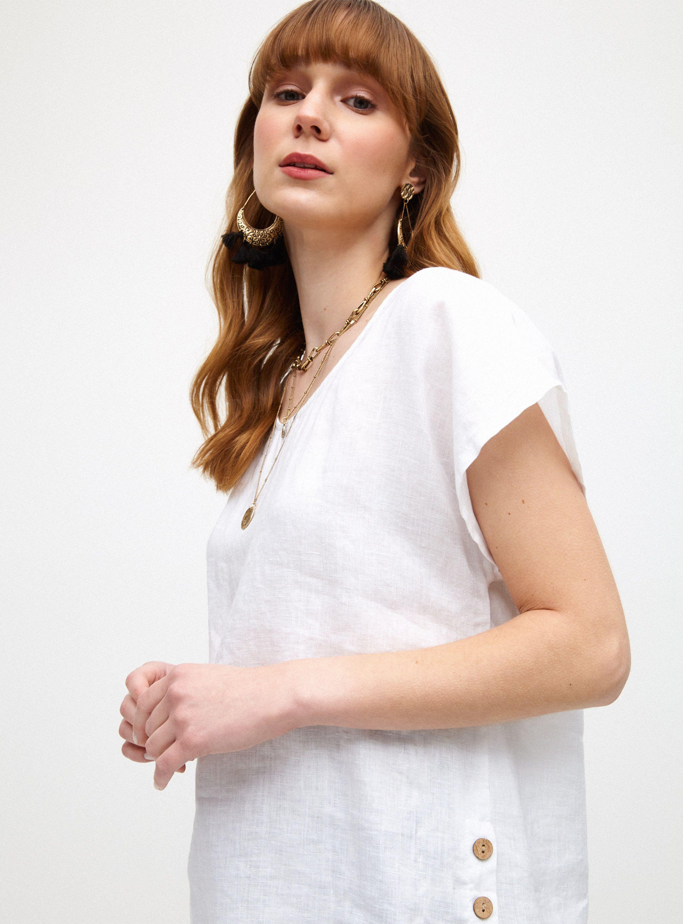 Polera Abotonada en Los Costados Escote Redondo-2