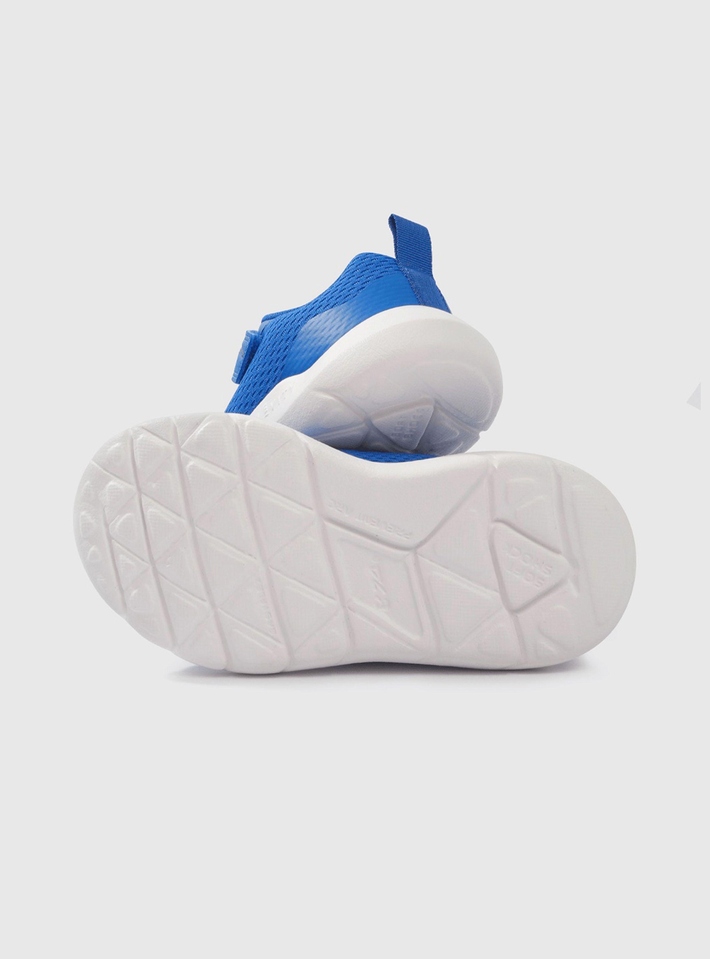 Zapatilla Urbana Color  B 48930 Niño-2