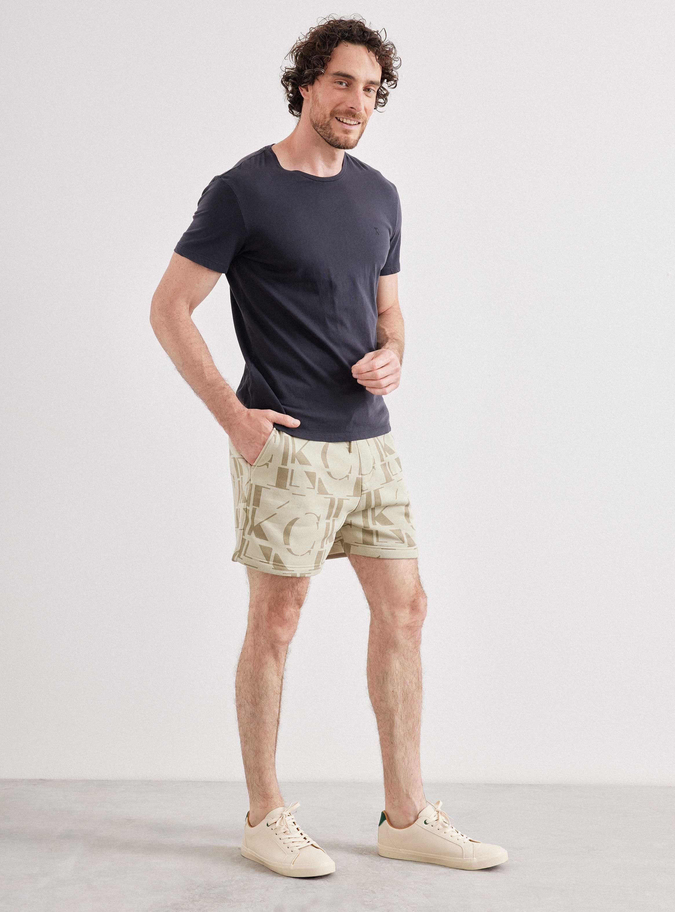 Bermuda Print Logo CK-4