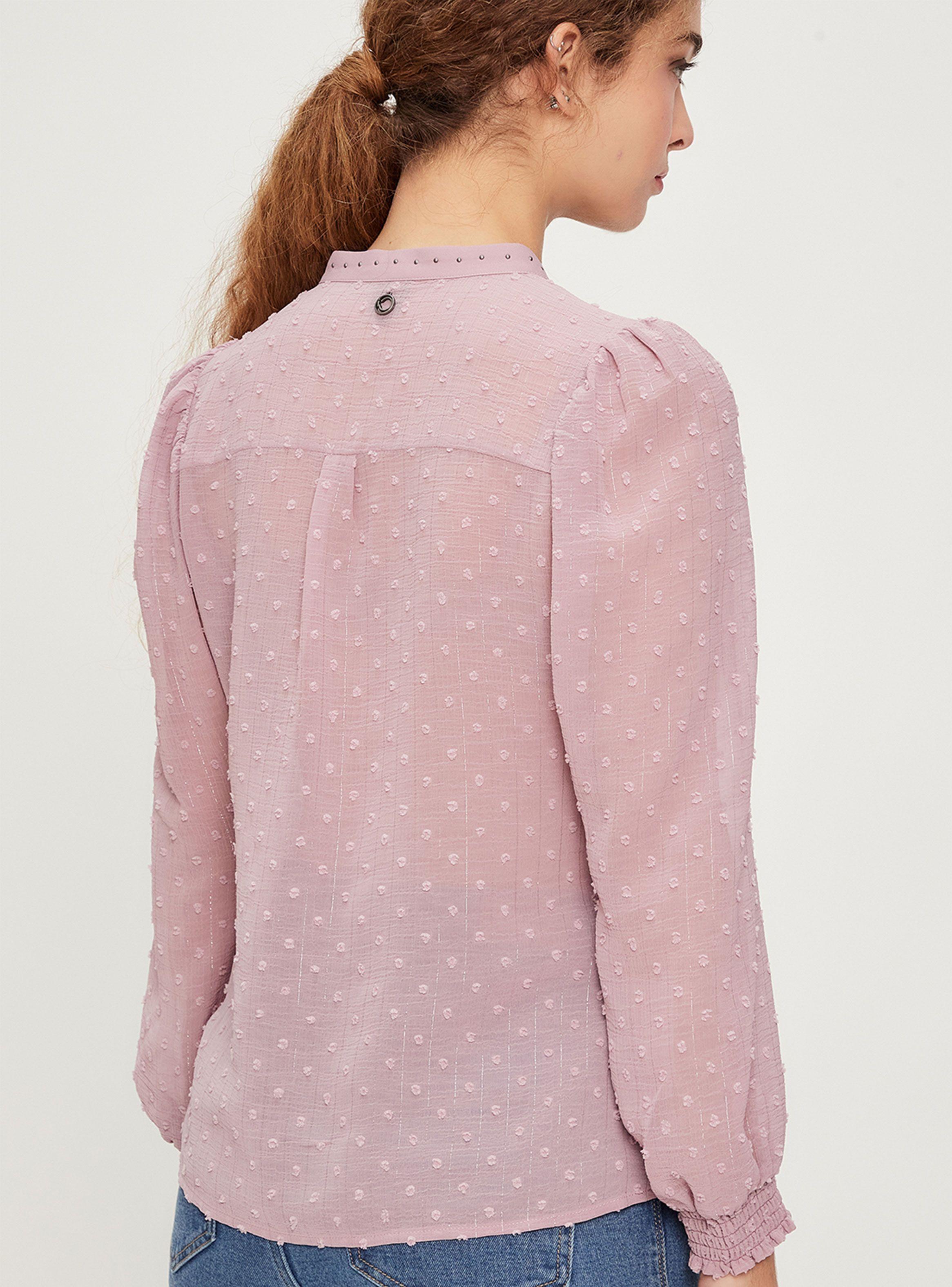 Blusa Lisa con Detalle en Cuello-1