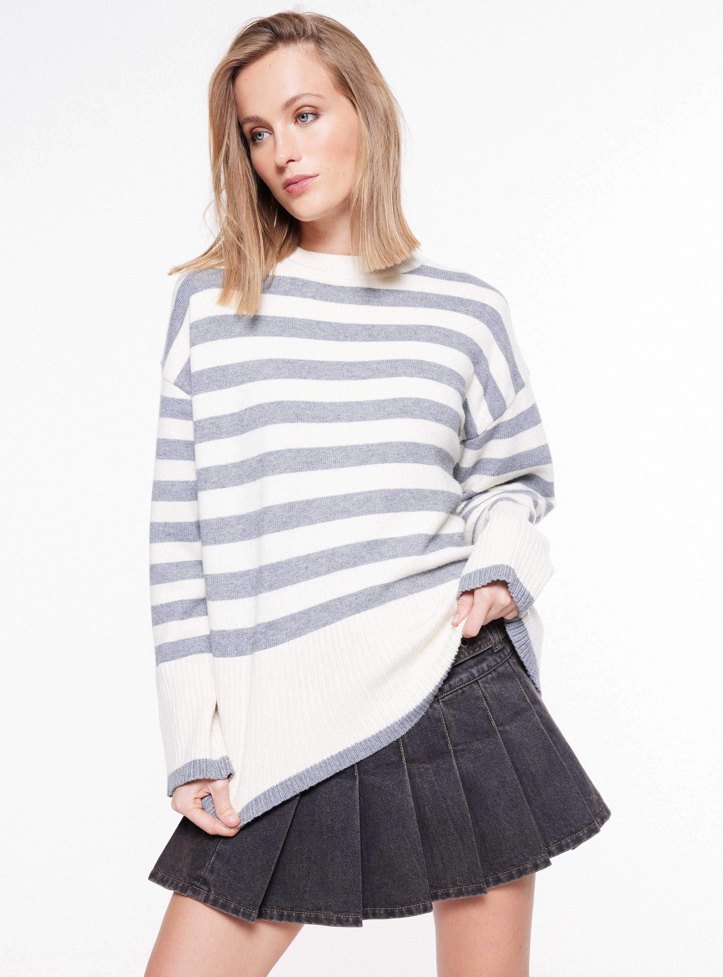 Sweater Zara Rayas Talla M-0