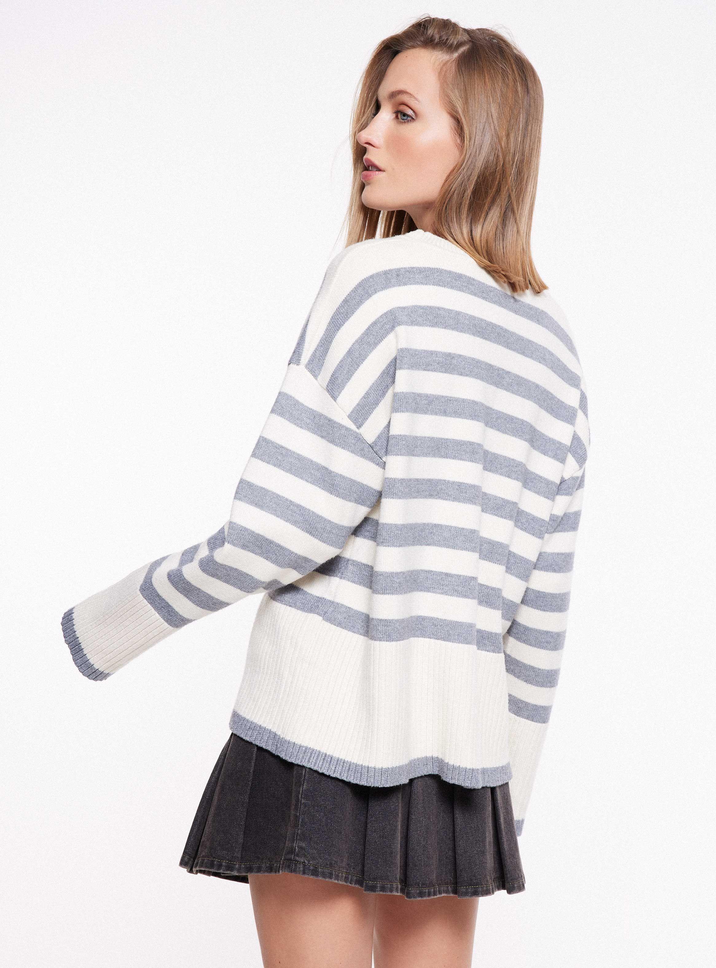 Sweater Zara Rayas Talla M-1