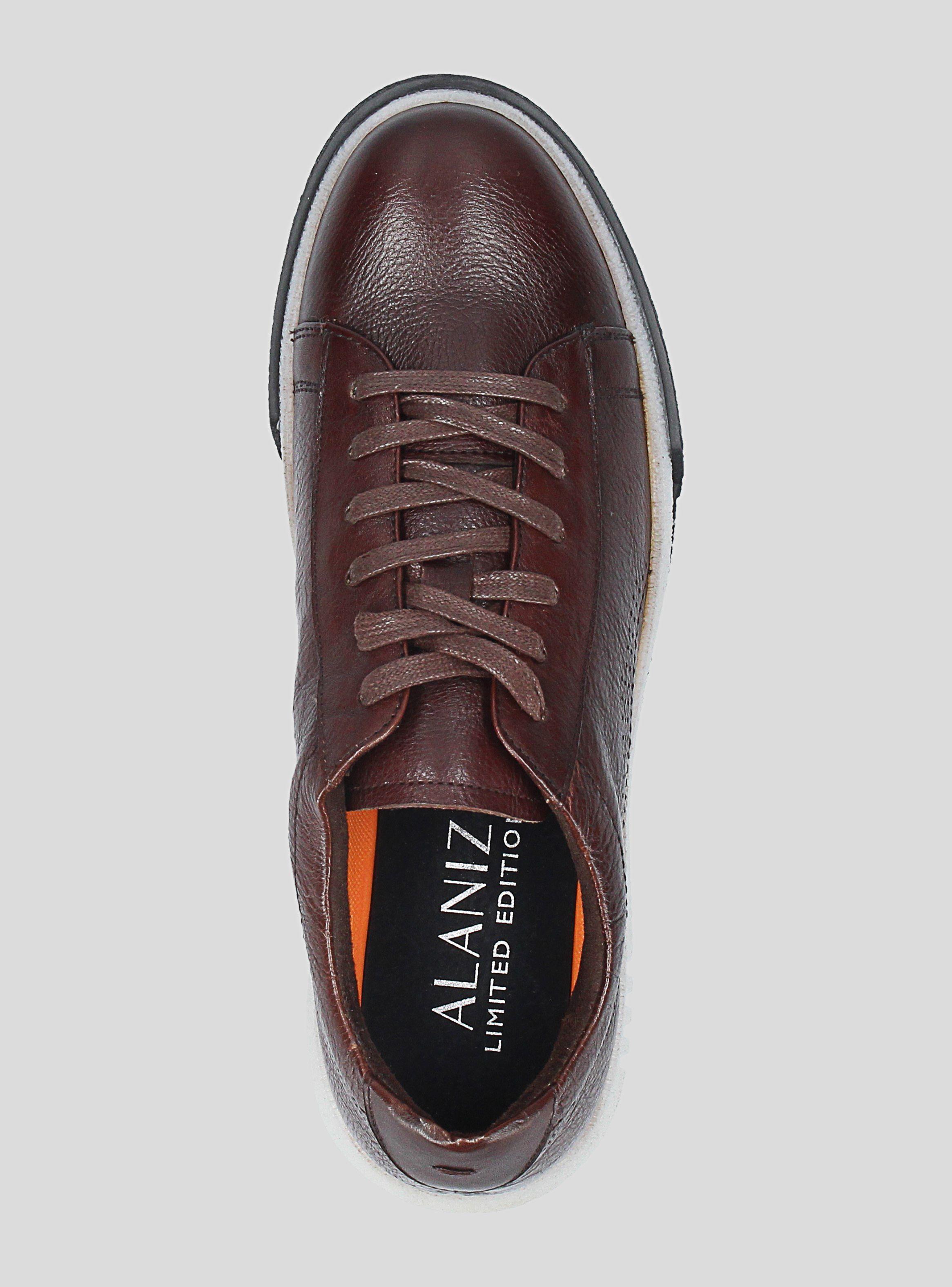 Zapatilla Urbana Alaniz Diseño Cuero Hombre-3