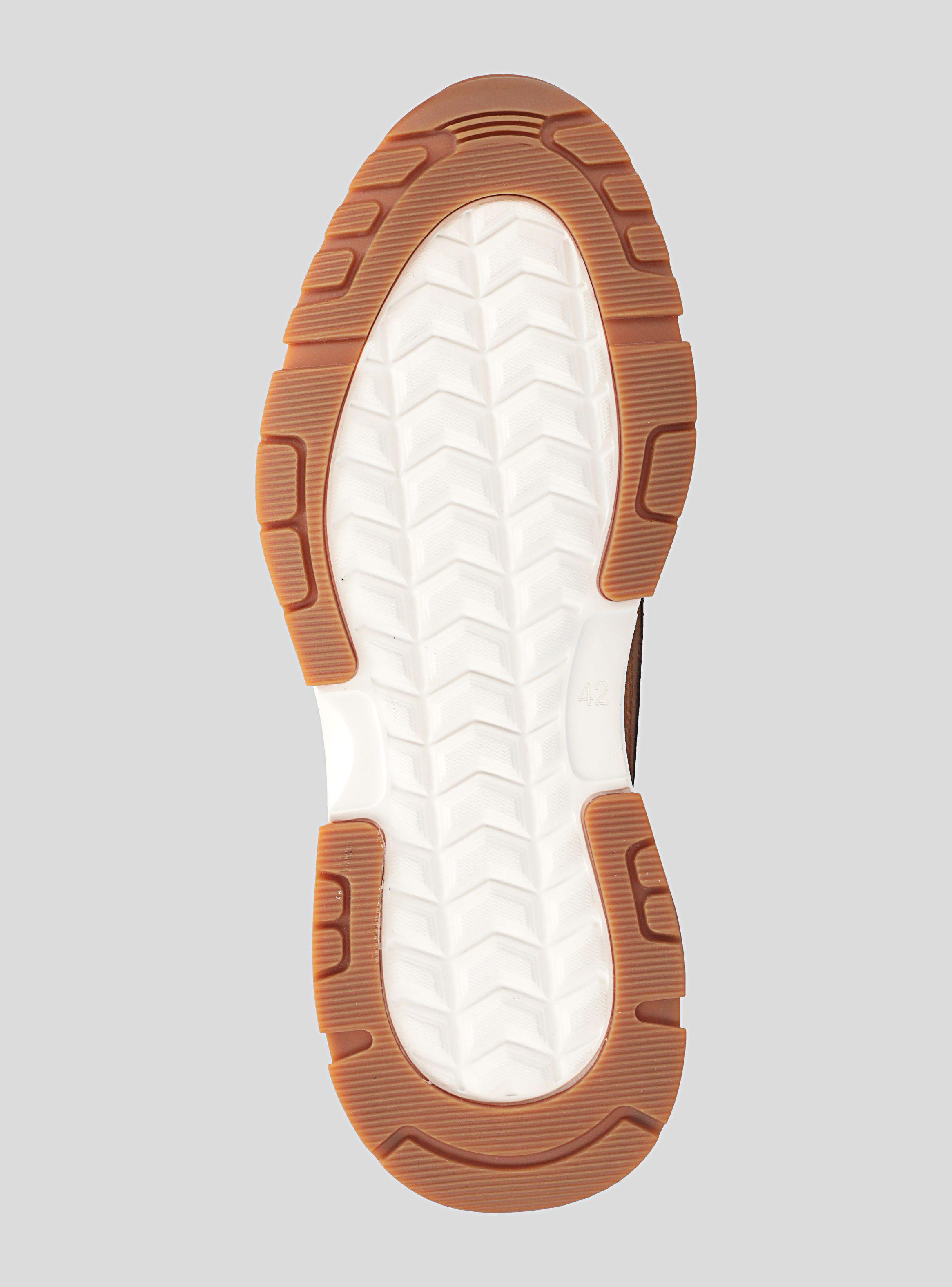 Zapatilla Urbana Alaniz Detalle Cuero Hombre-3