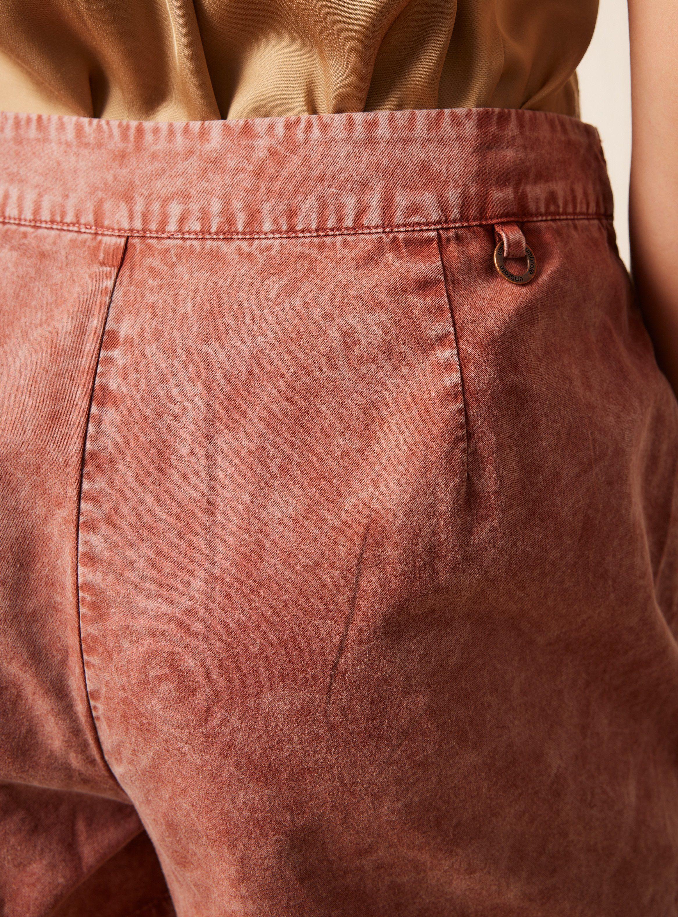 Short Tipo Skort con Bordados en Paño Delantero-3