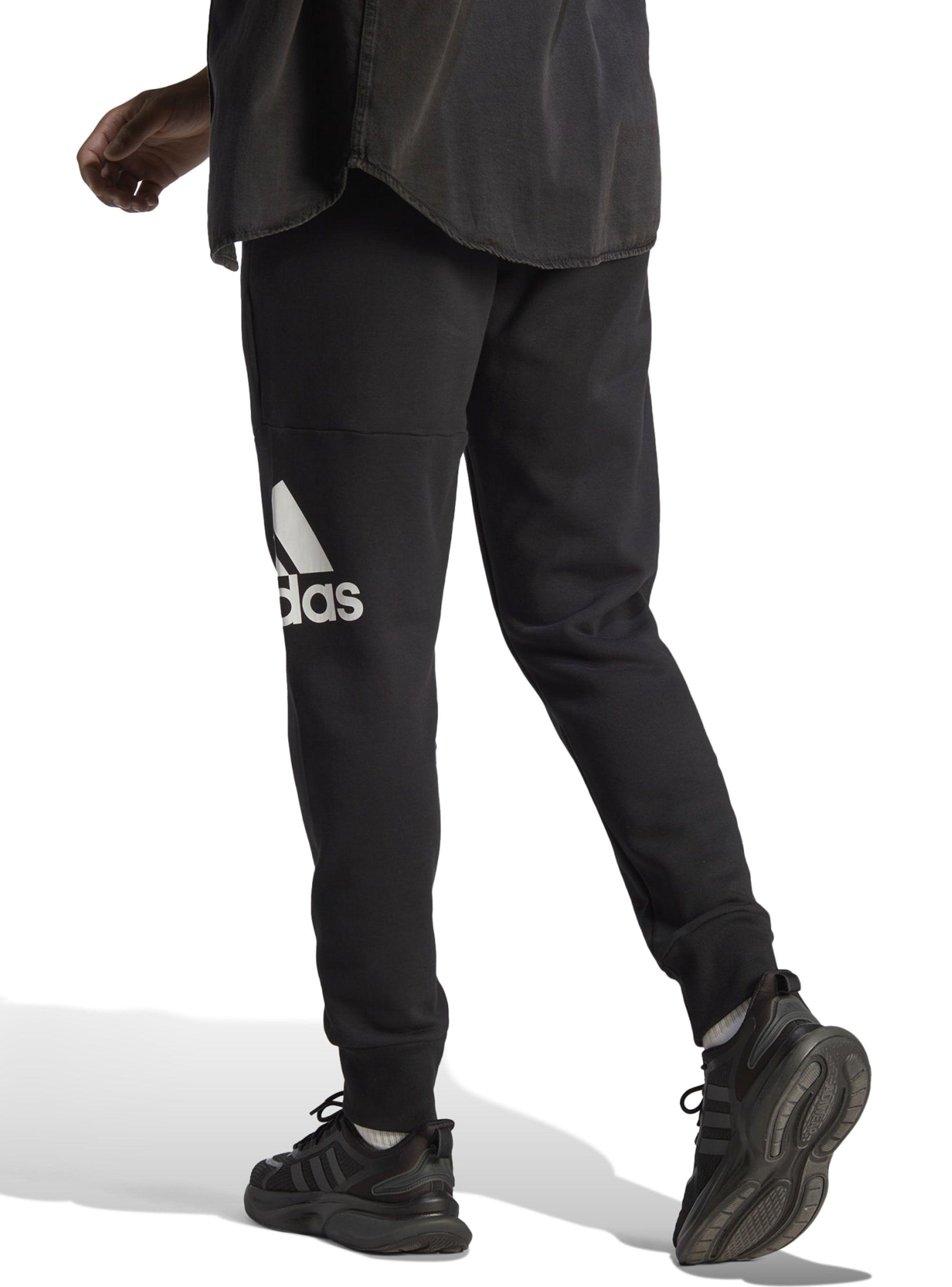 Pantalón Cuff Logo Essentials French Terry Joggers-1