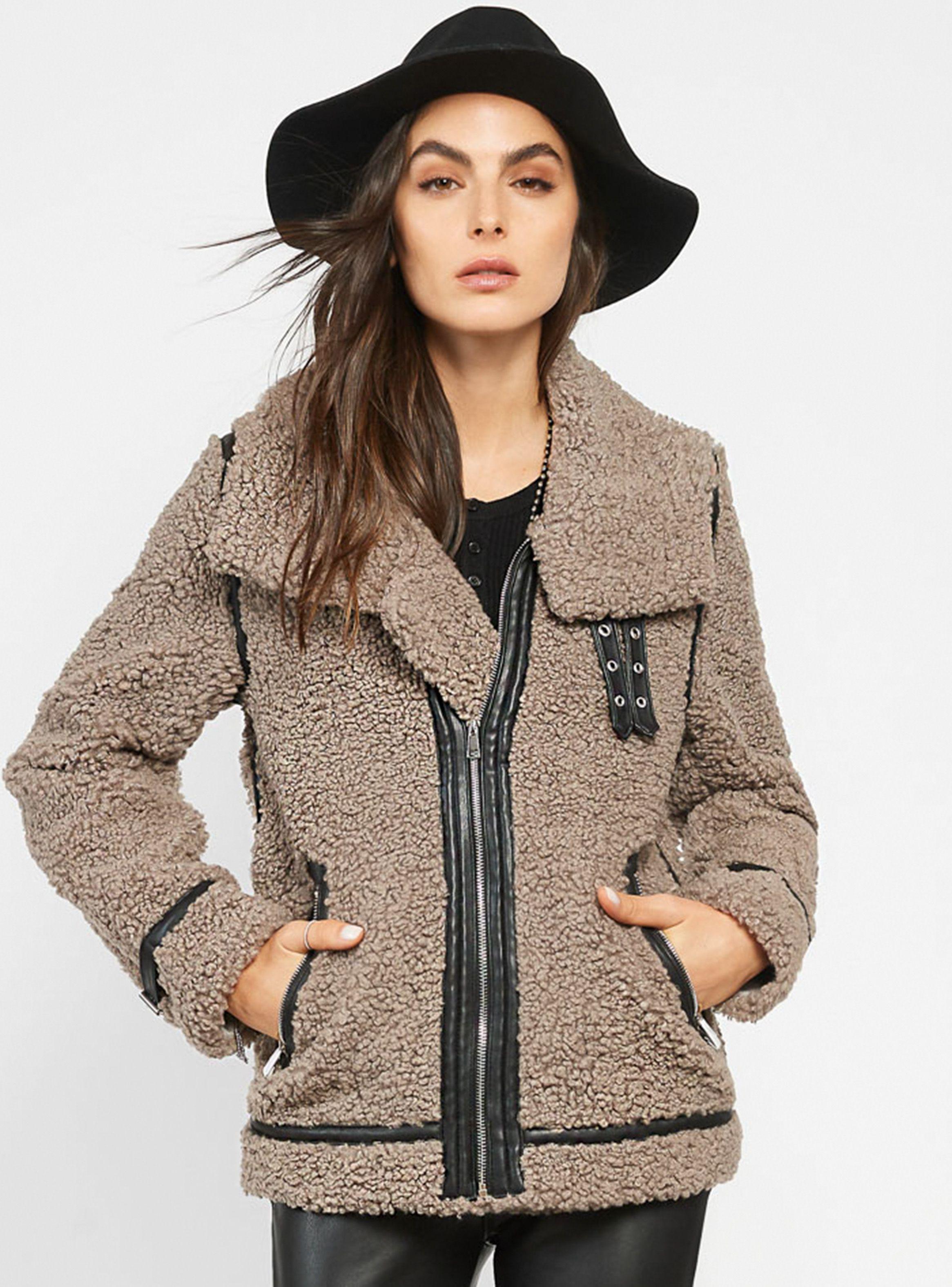 Chaqueta Felpa Cierre Umbrale Be-0