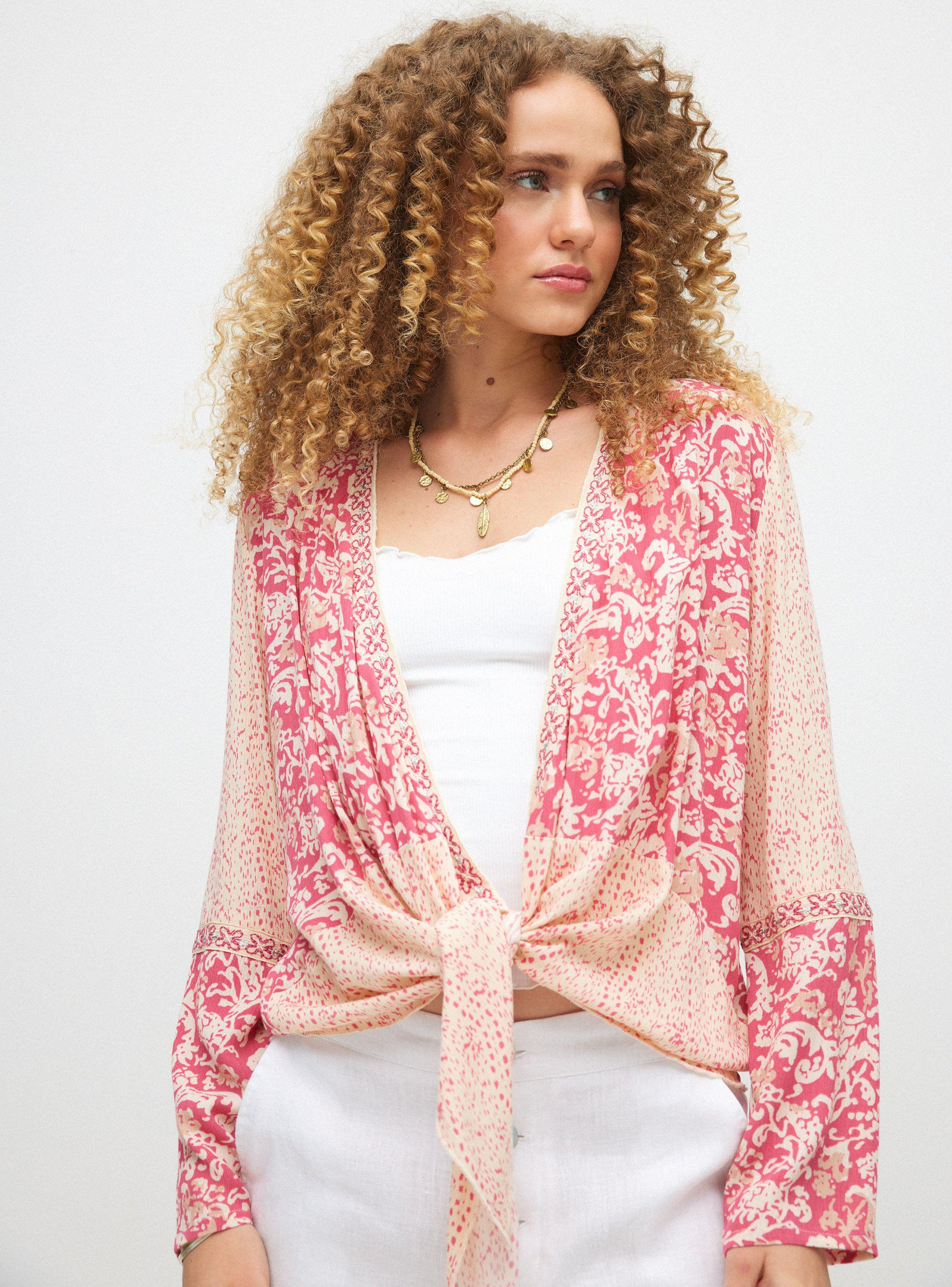 Blusa Blusón Estampado y Detalles Bordados-2