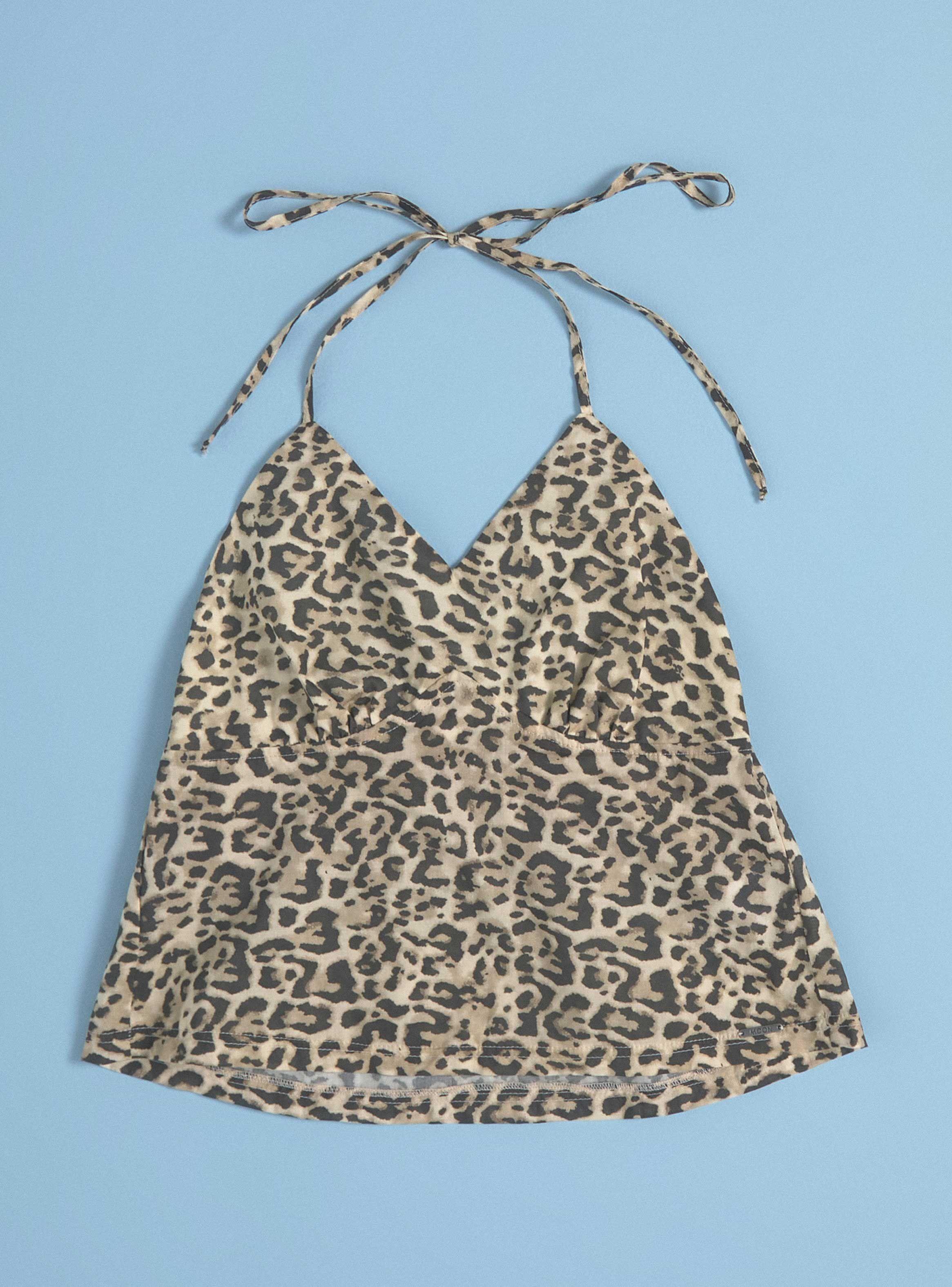 Polera Animal Print Abrochada al Cuello-2