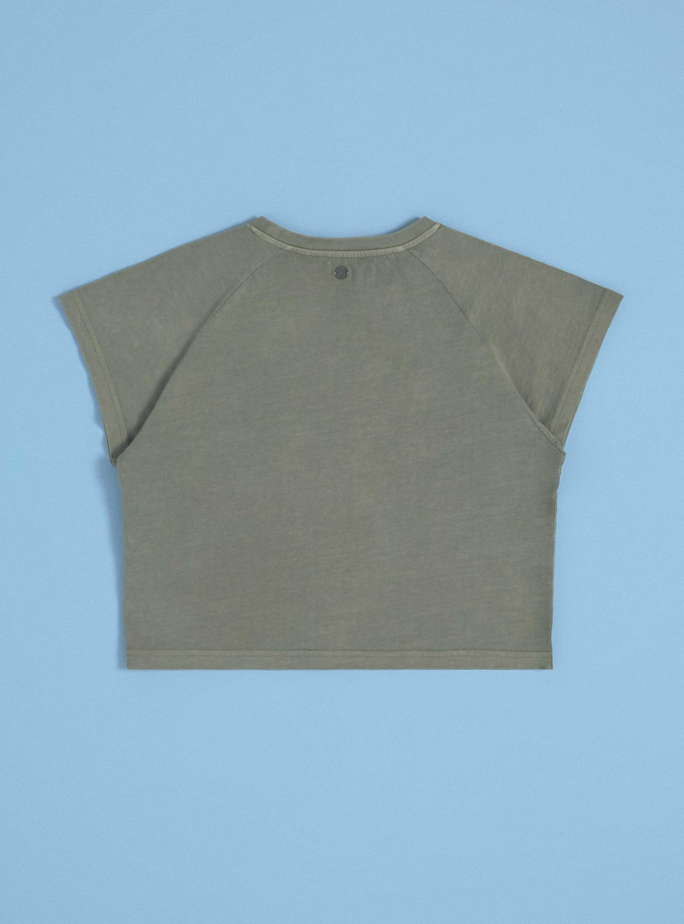 Polera Lavada con Aplicación-3