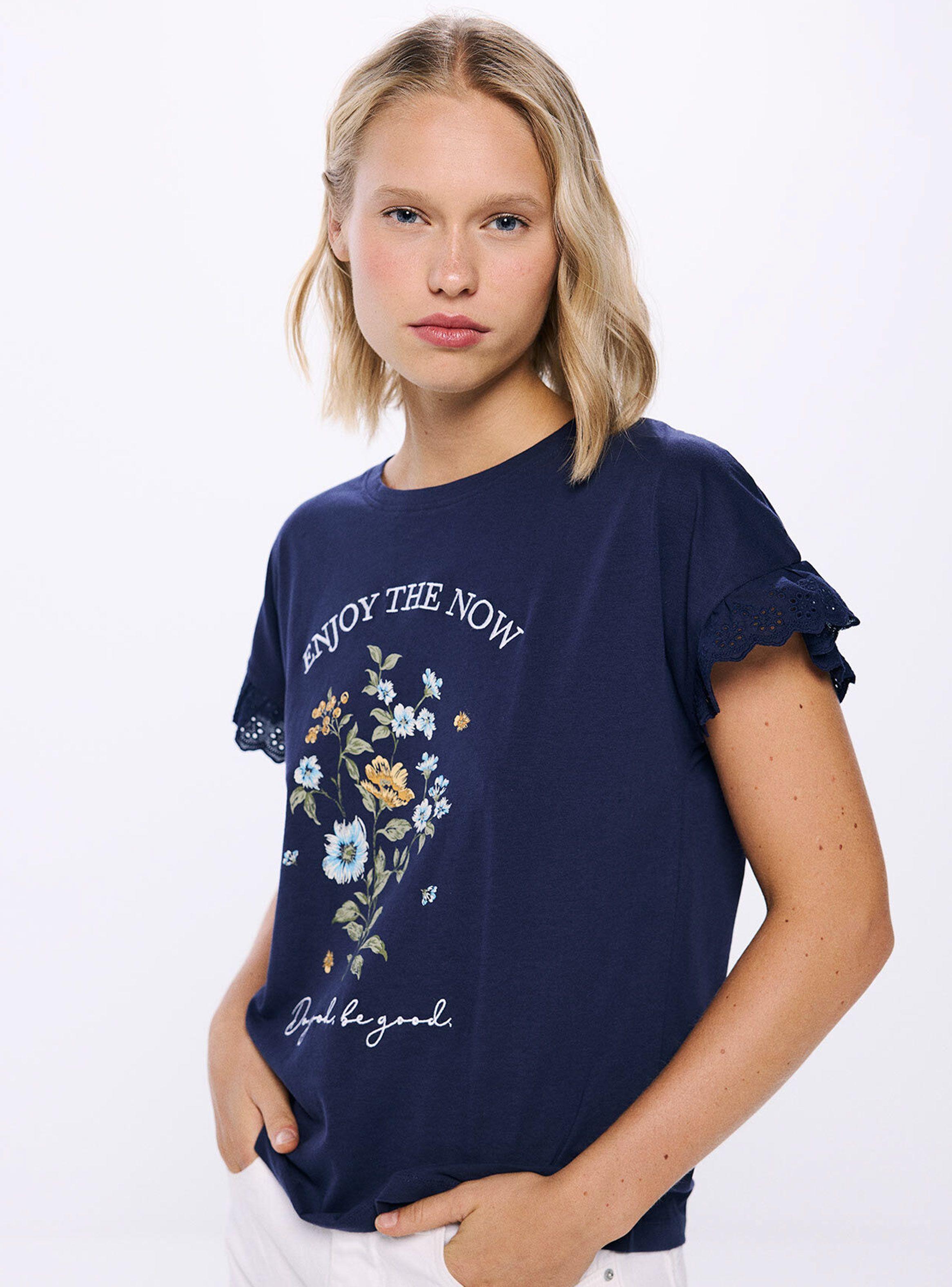 Polera Gráfica Volantes Bordado Suizo-1