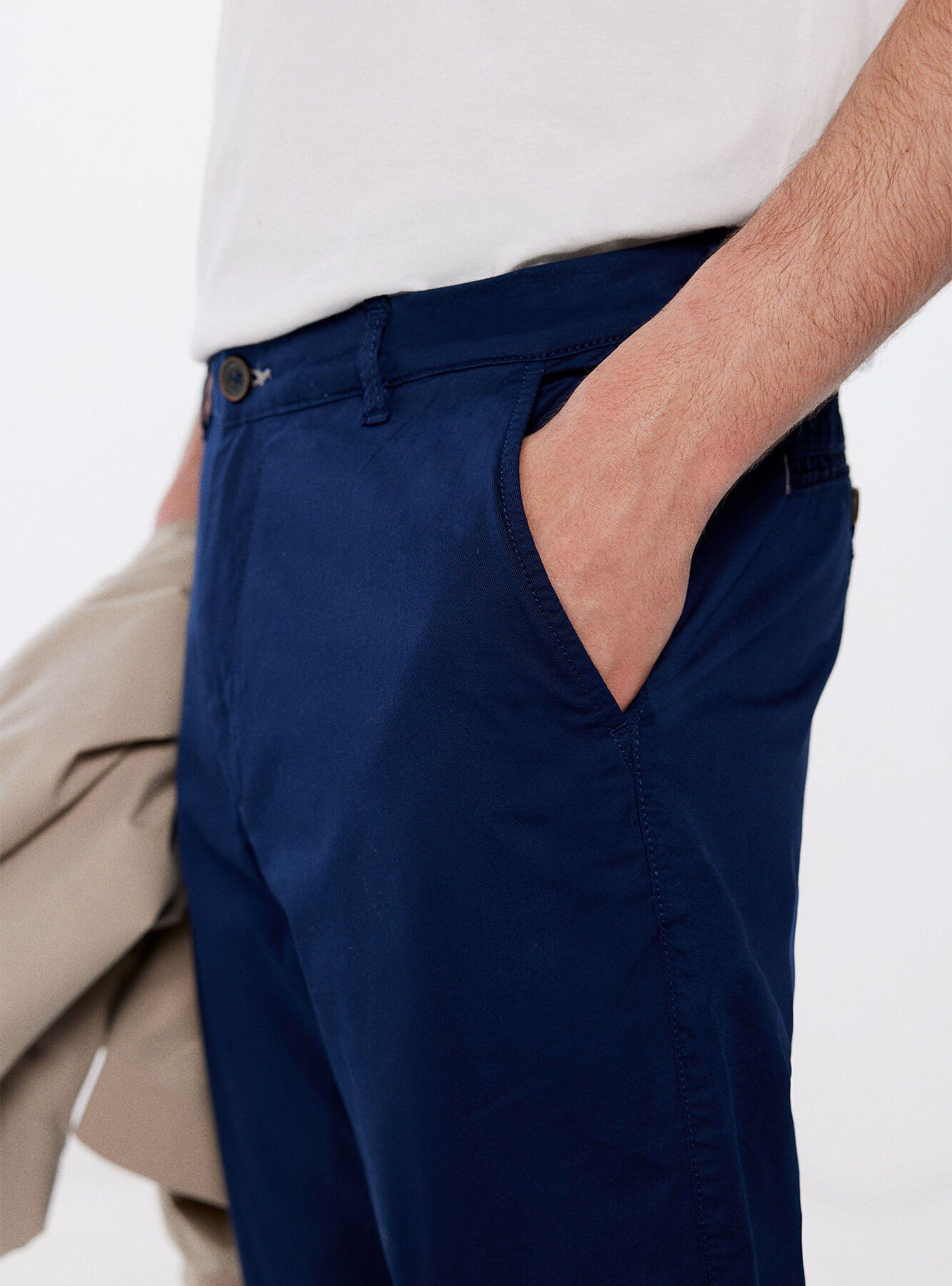 Pantalón Chino Ligero Slim Fit-1
