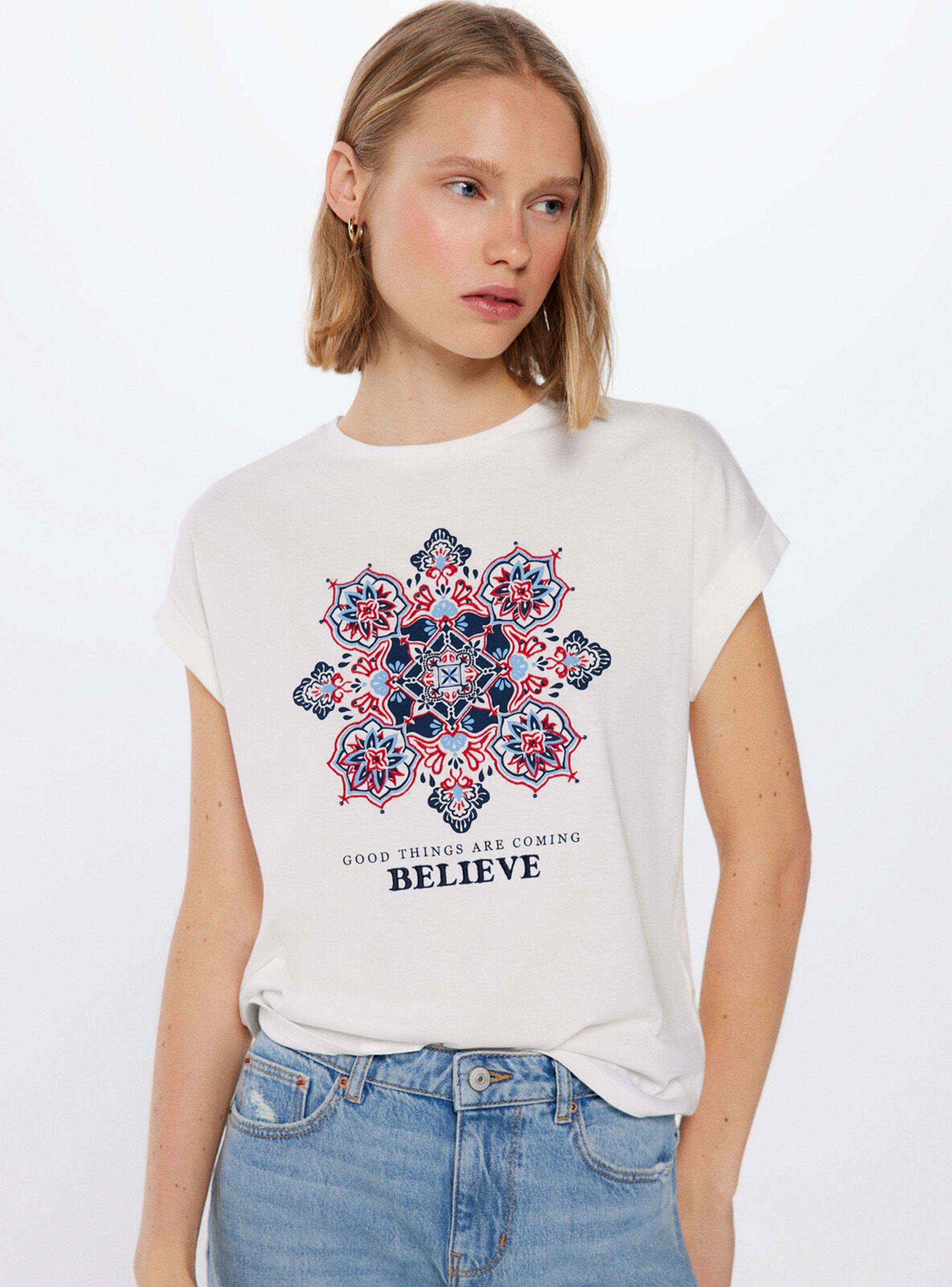 Blusa Bordados Escote-0