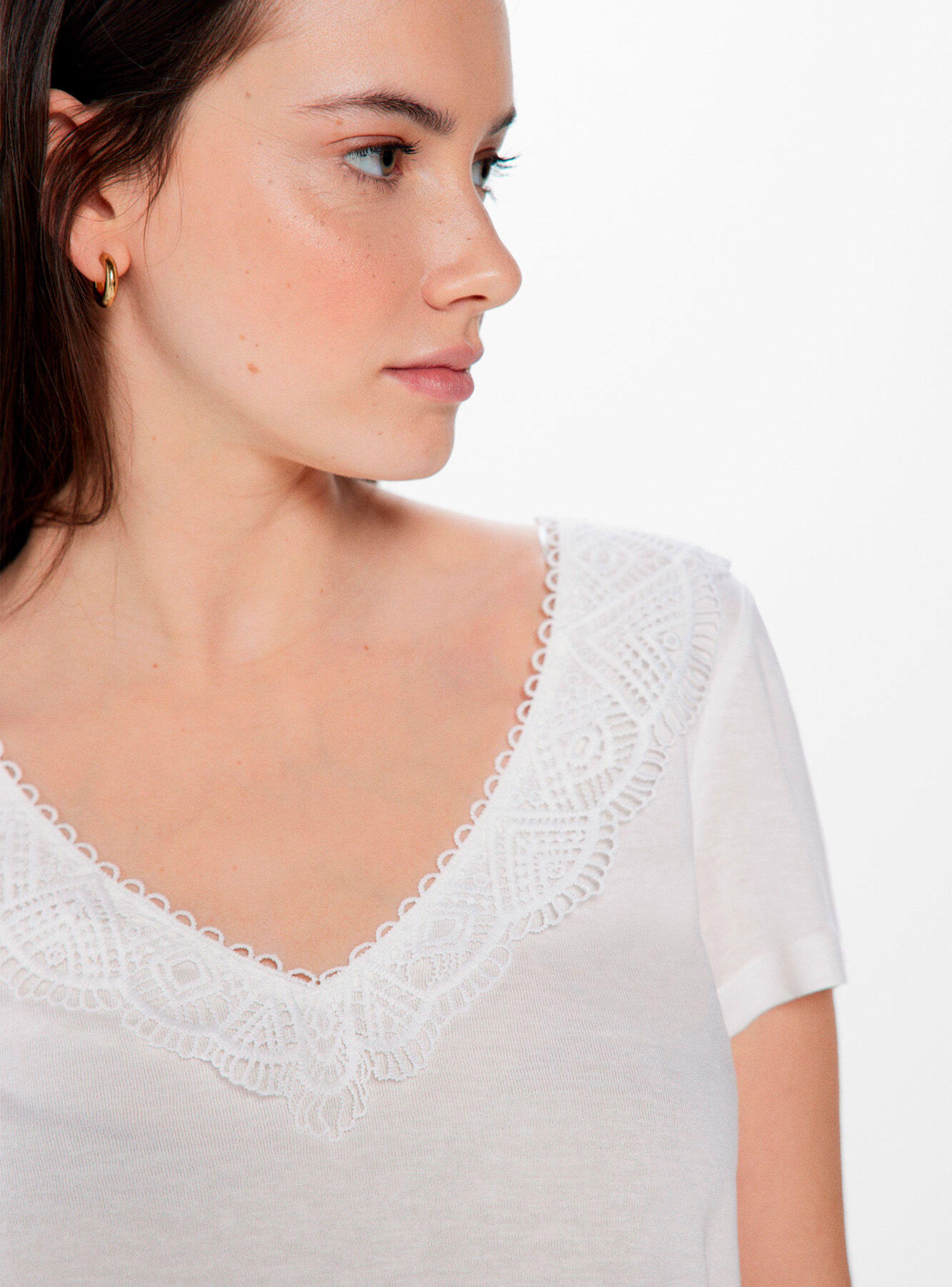 Polera Escote Lace Cuello V-2