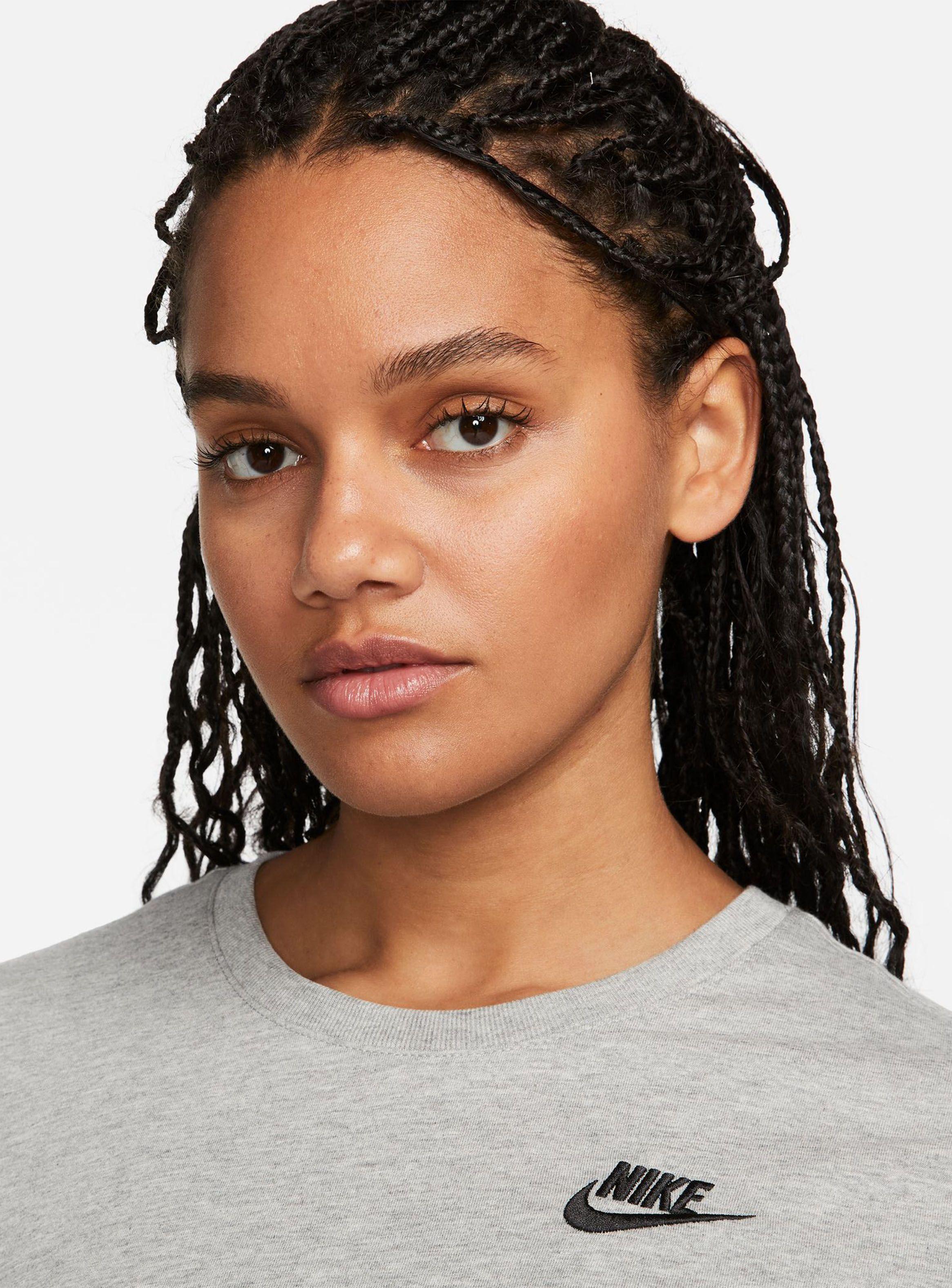 Polera Logotipo Club Essentials-2