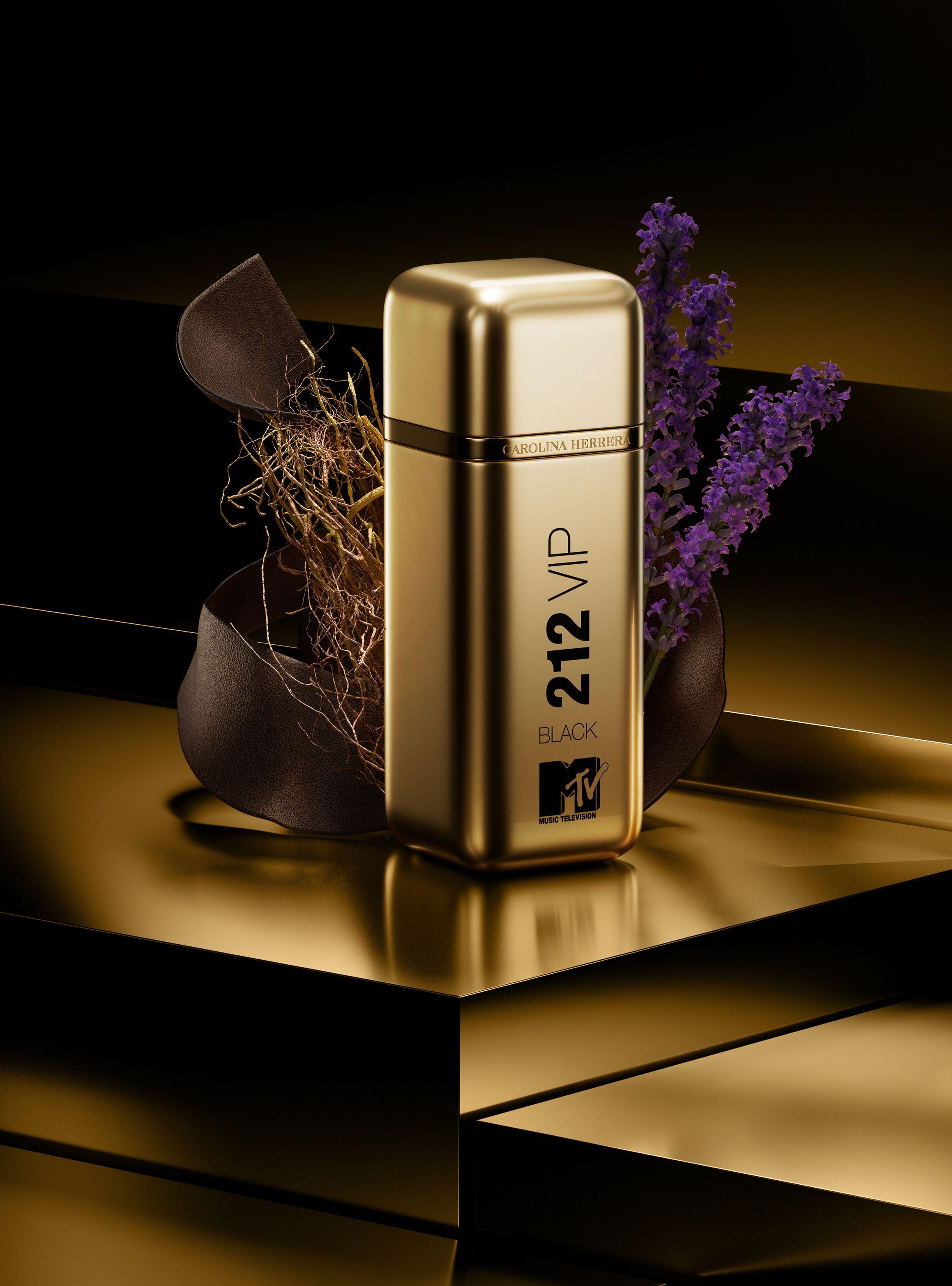 Perfume 212 Vip Black MTV EDP Hombre 100 ml Carolina Herrera-2