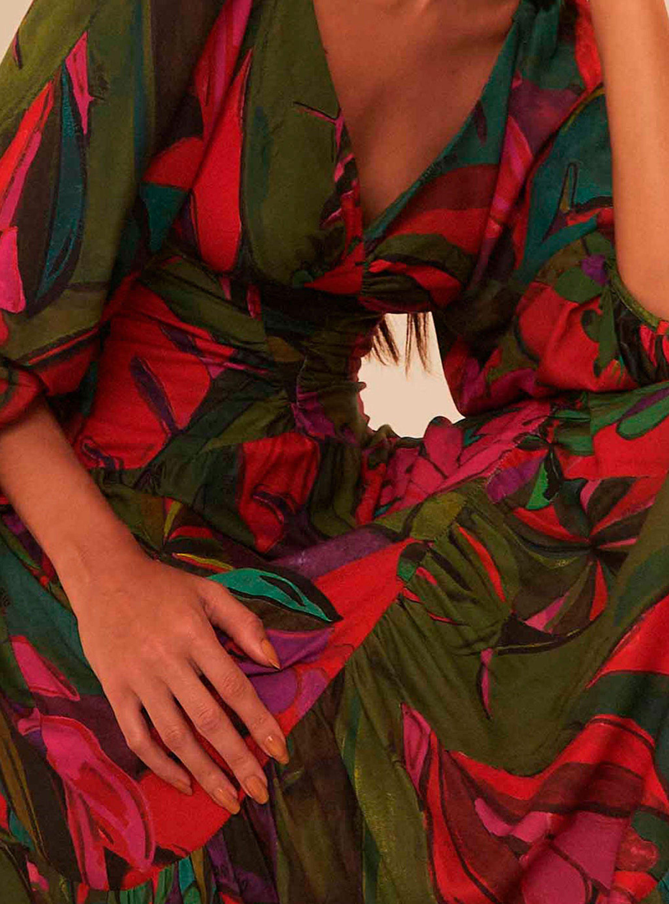 Vestido Largo con Diseño de Hojas-1