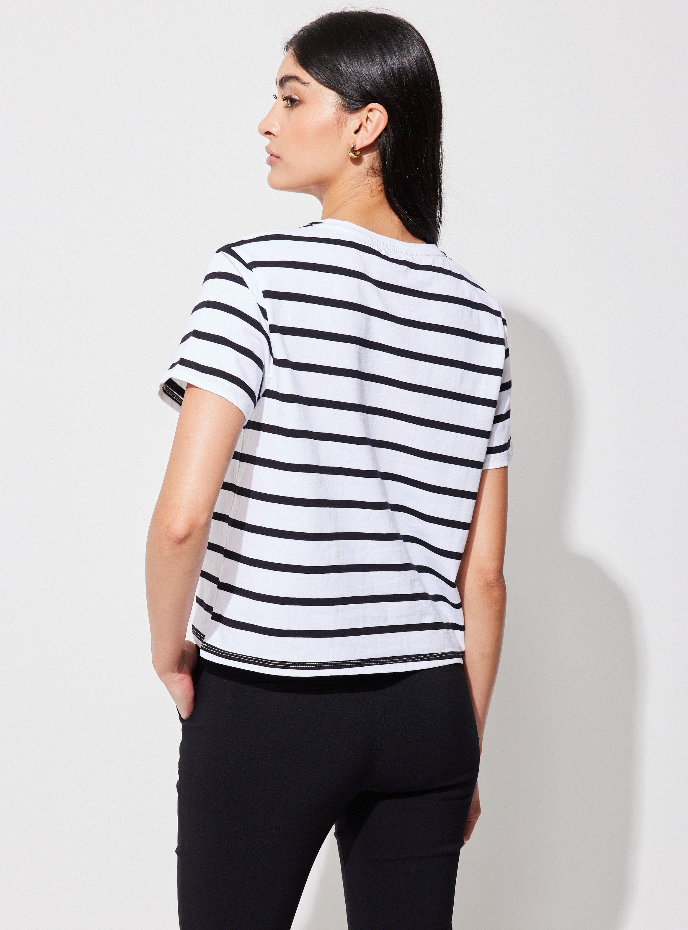 Polera Listada con Texto Estampado-1