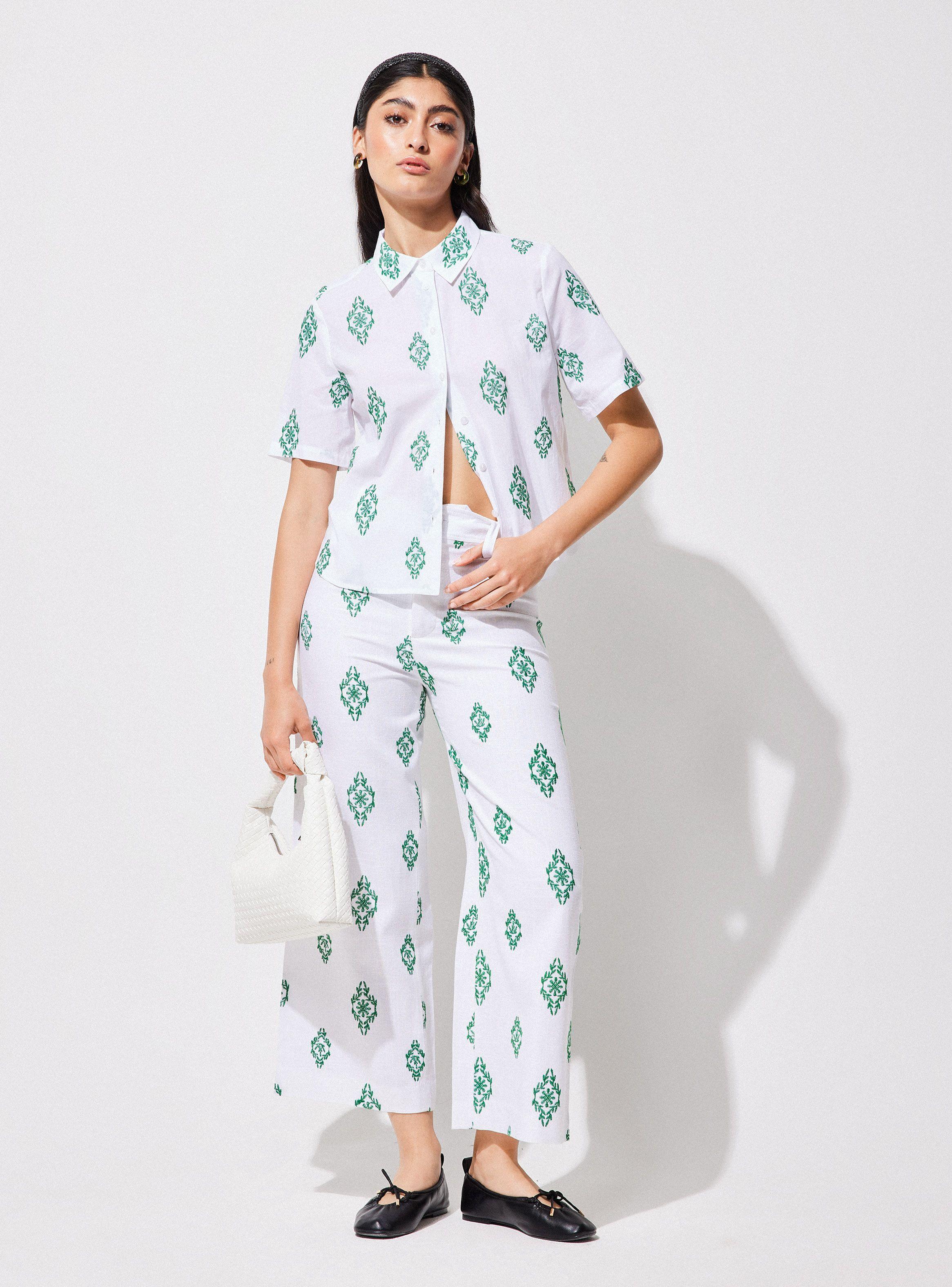 Blusa Camisera Bordada en Contraste-4