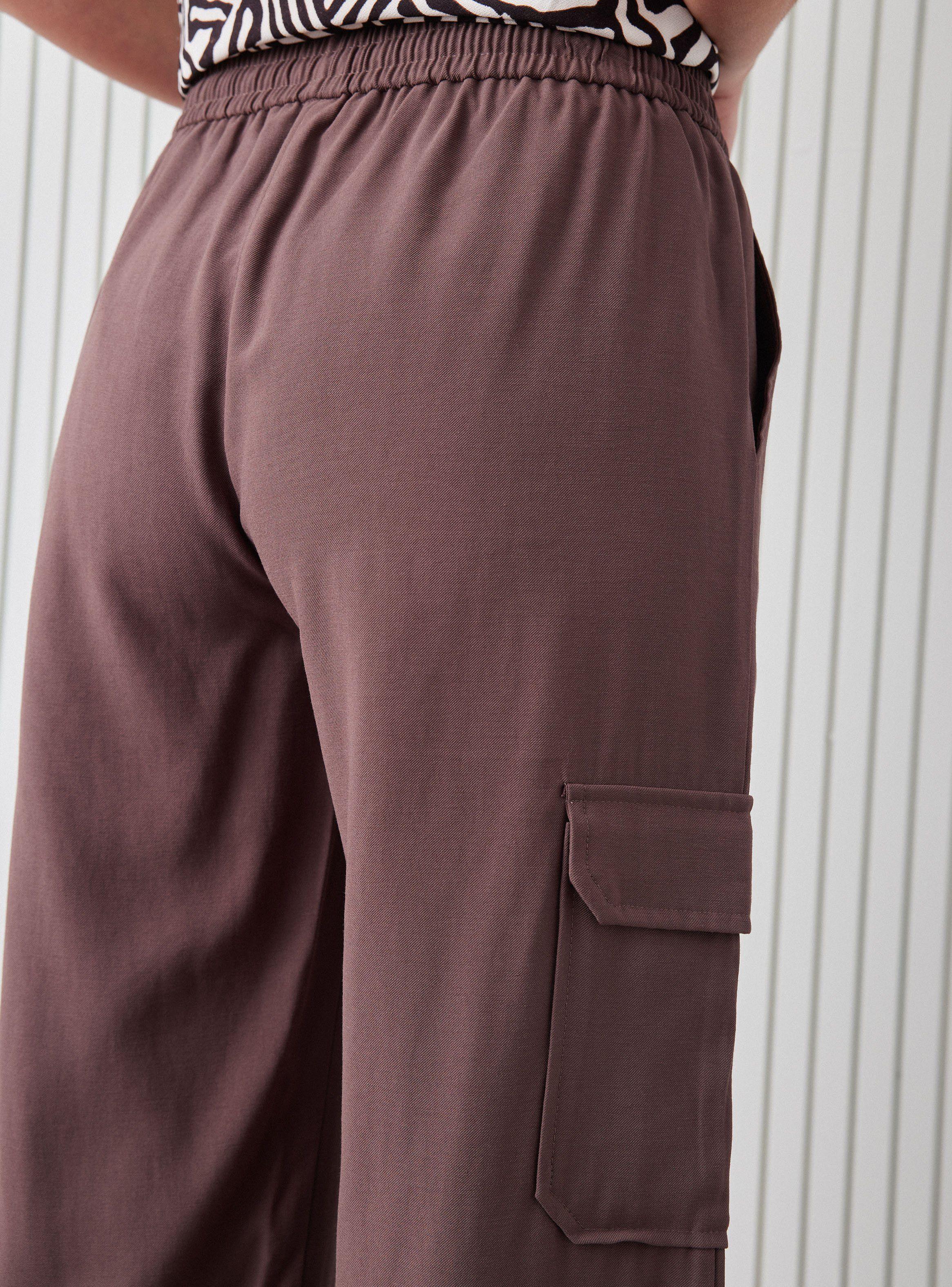 Pantalón Cargo Cintura Elástica y Cordón de Ajuste-3