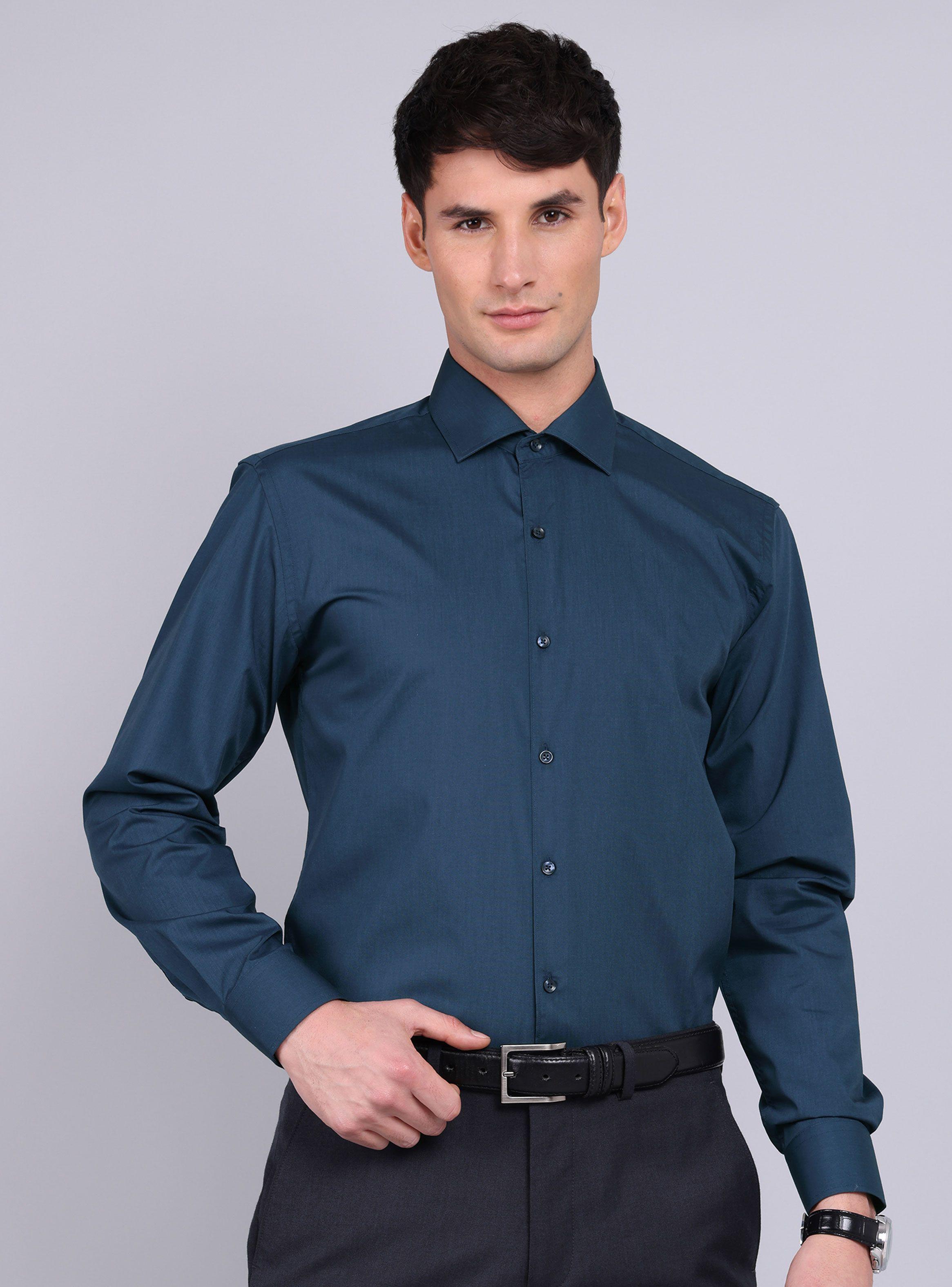 Camisa Slim Fit Diseño Liso Manga Larga de Van Heusen
