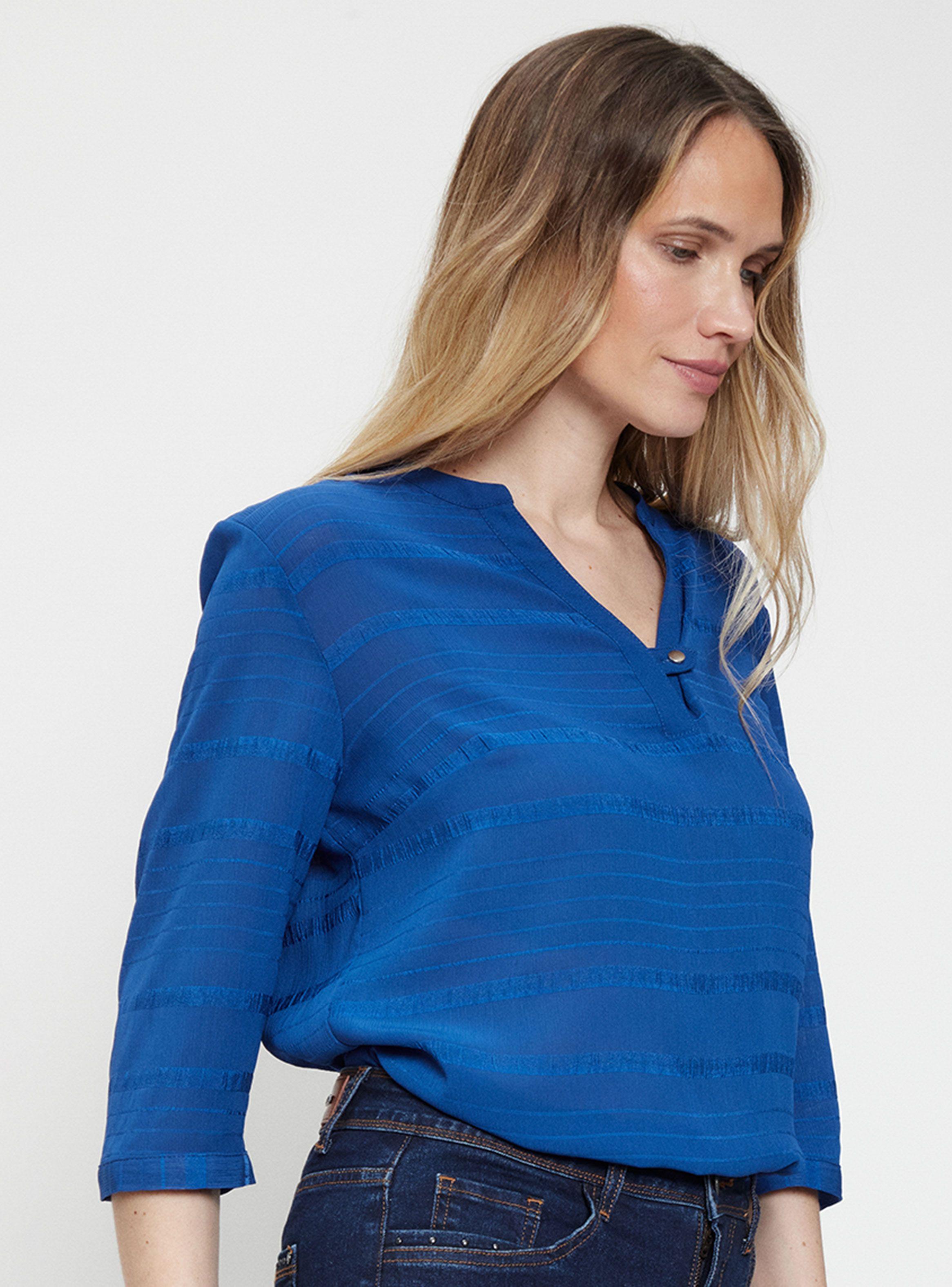 Blusa Textura Detalle en Cuello-2