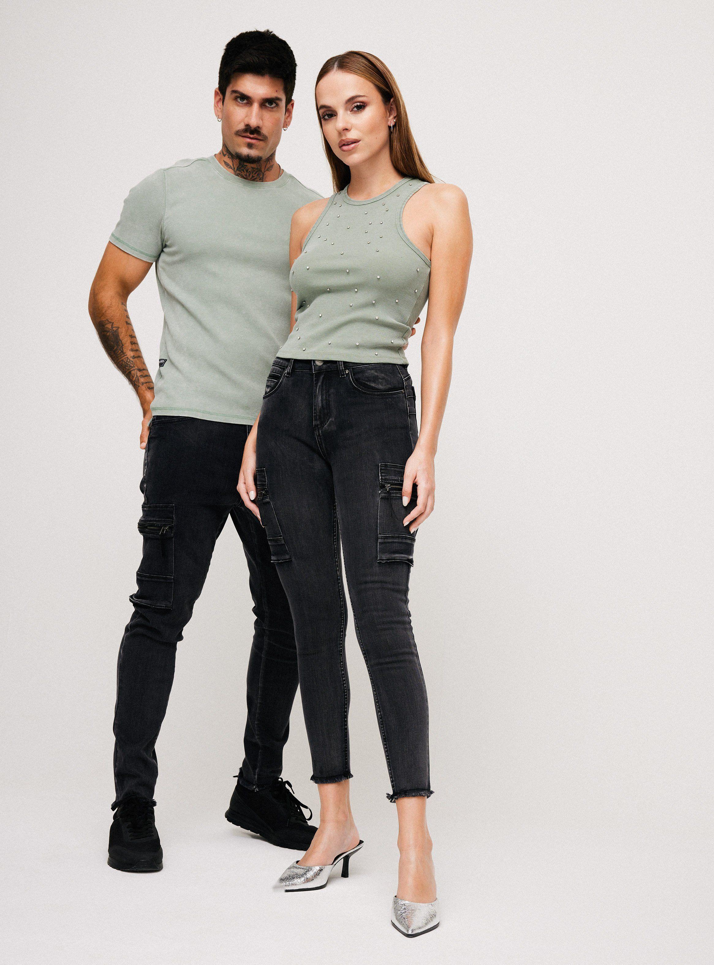 Jeans Bolsillos Cargo con Detalles de Pu-4
