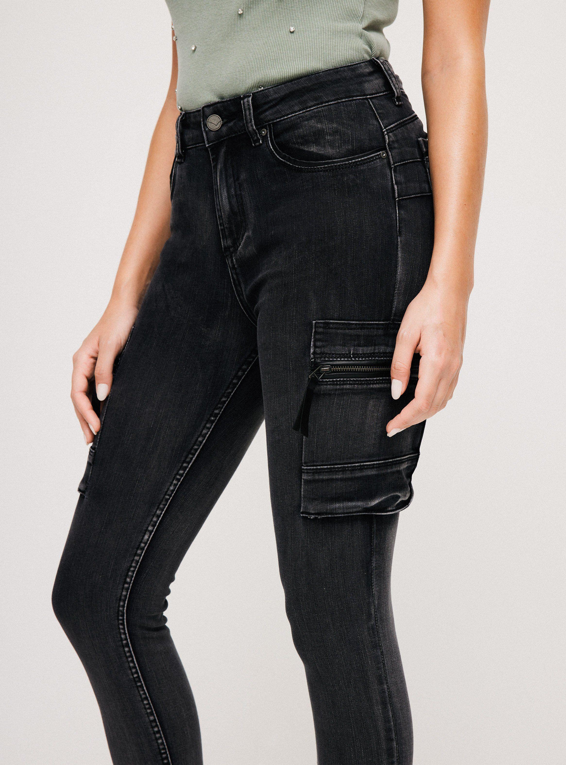 Jeans Bolsillos Cargo con Detalles de Pu-2