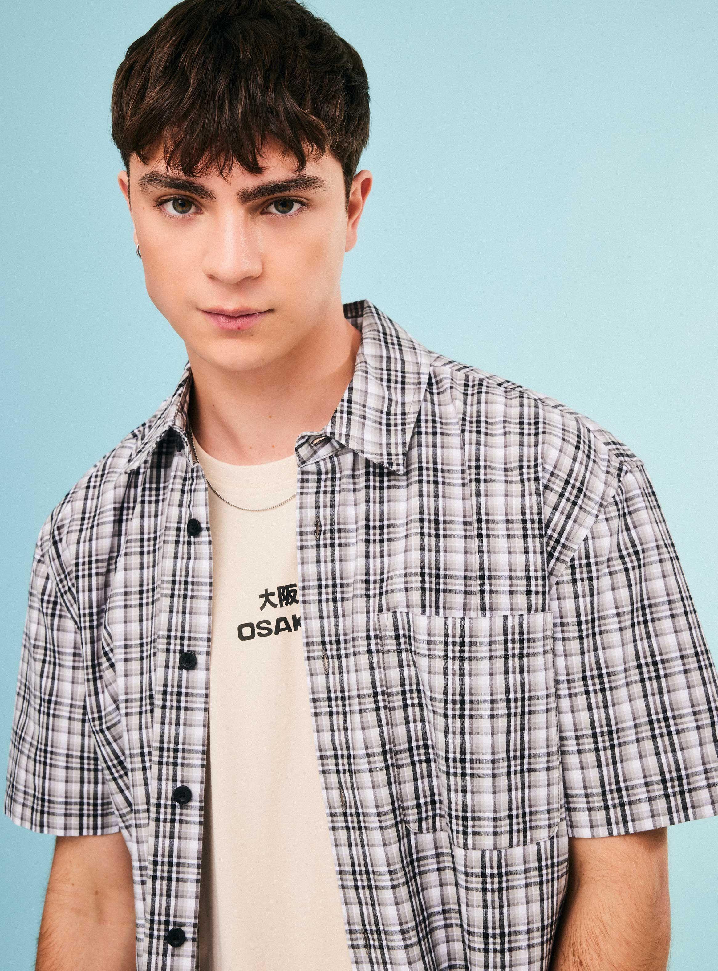 Camisa Fit Cuadrada Cropped Cuello Camisero-2
