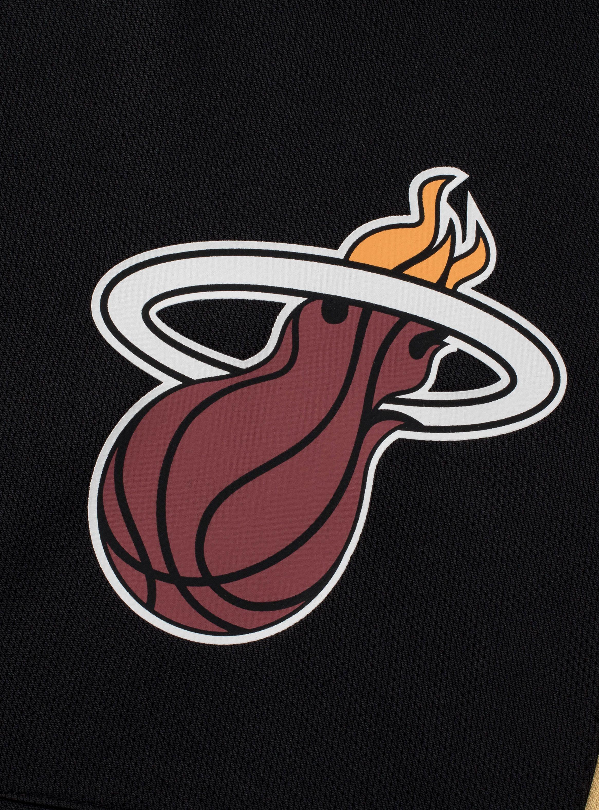 Short Team Logo Print Regular Fit Basketball-2