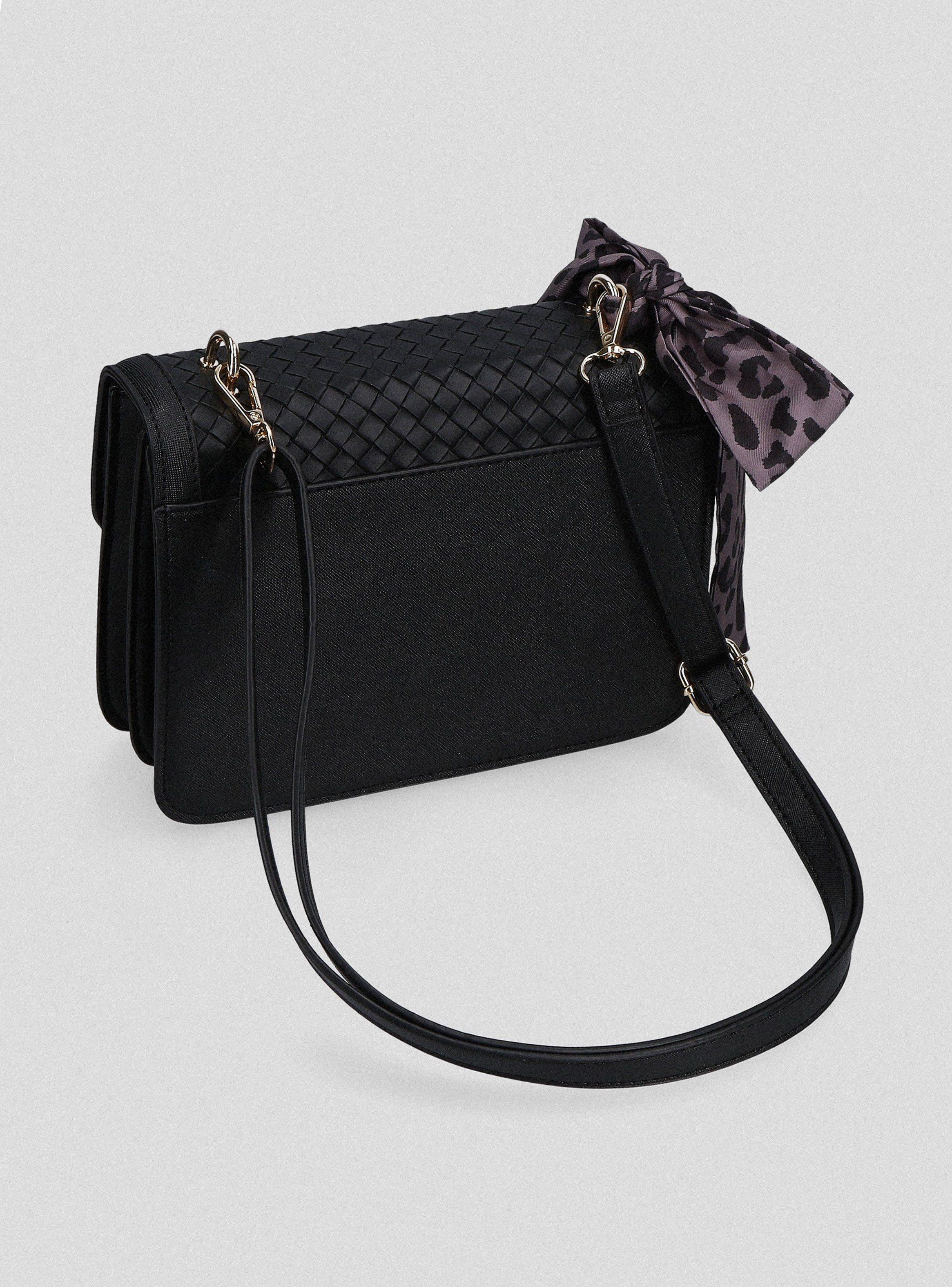 Cartera con Asa de Cadena y Efecto Trenzado-4