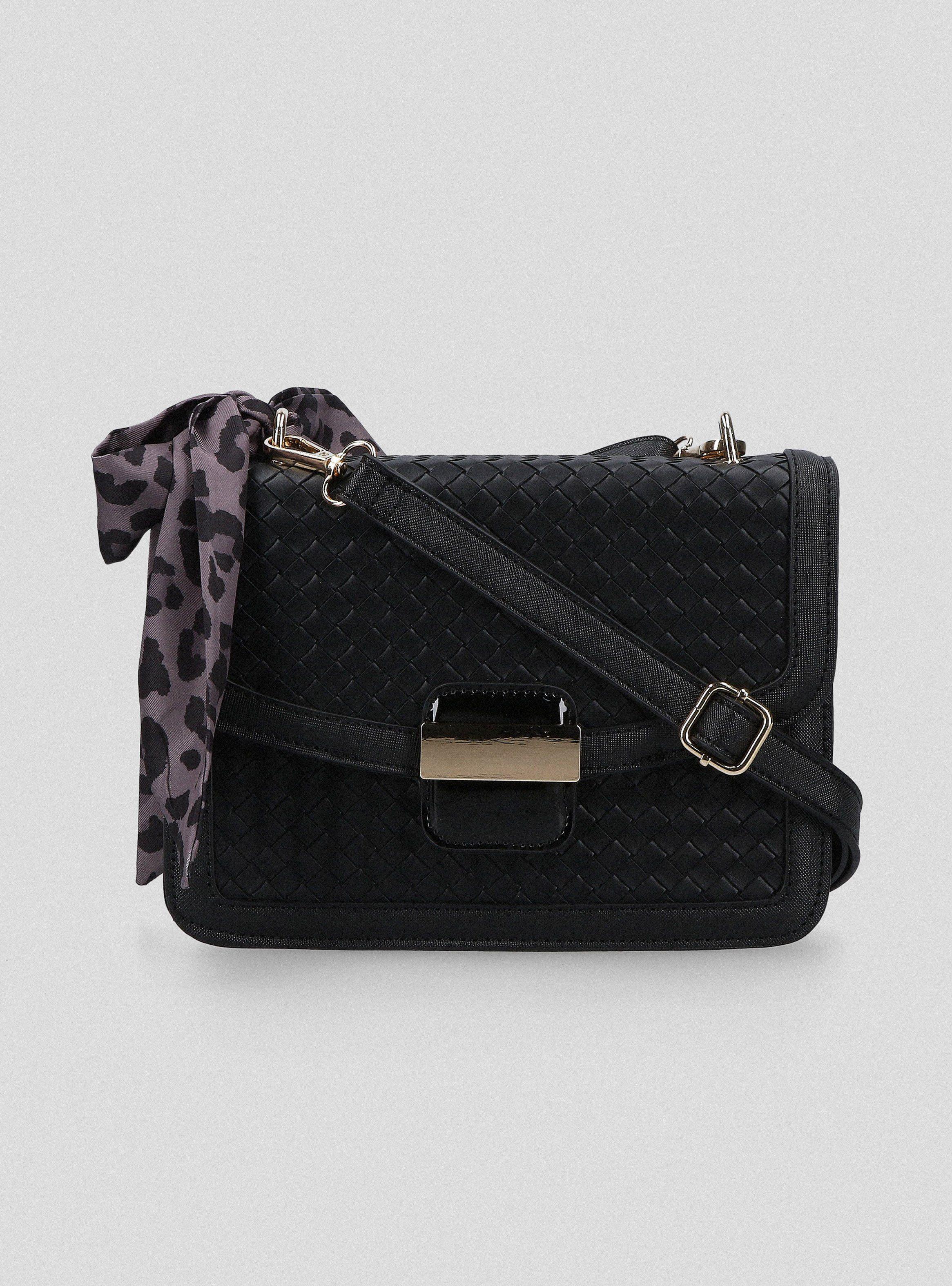 Cartera con Asa de Cadena y Efecto Trenzado-2