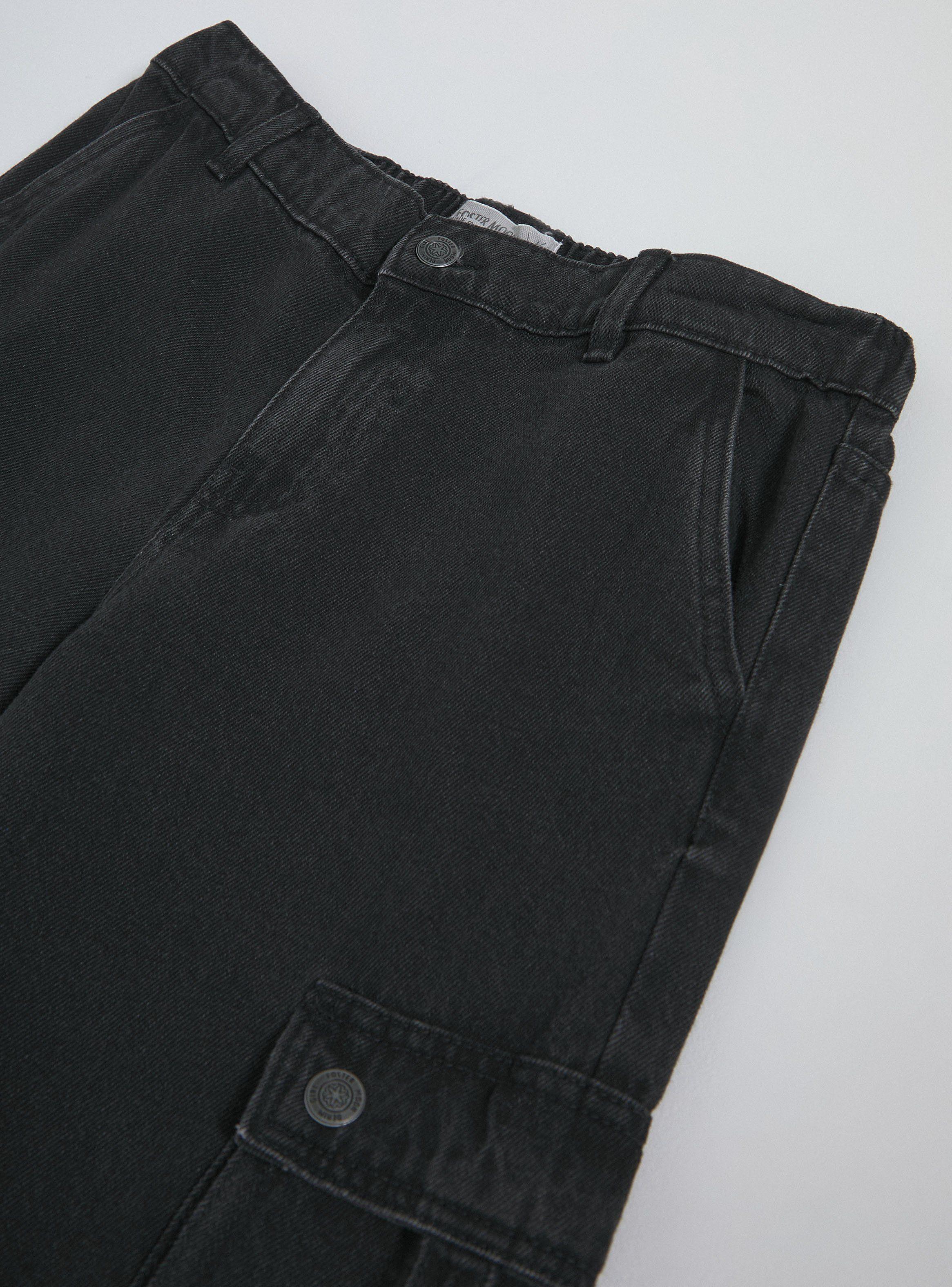 Jeans Cargo con Bolsillos-4