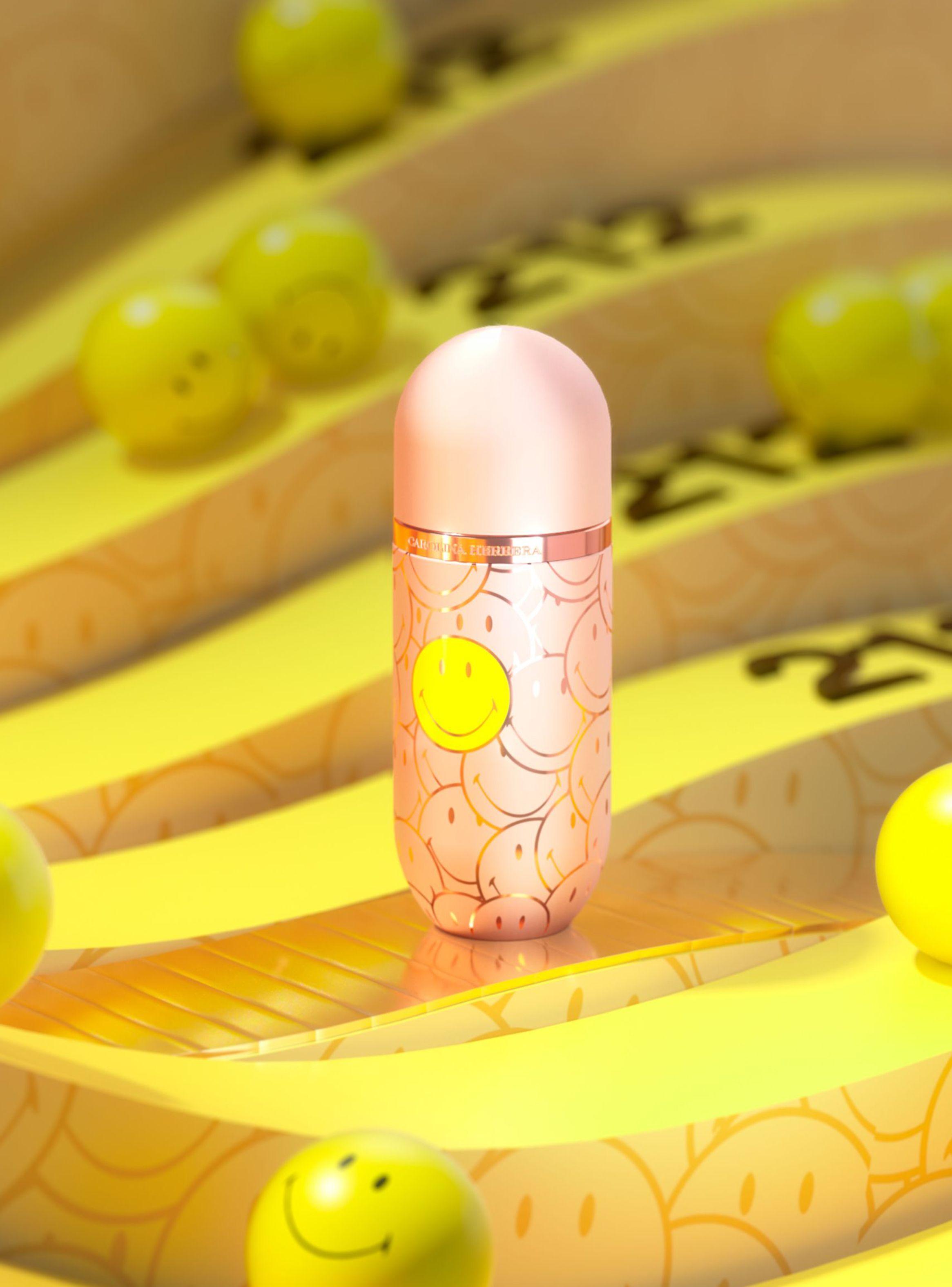 Perfume 212 VIP Rosé Smiley EDP Mujer 80 ml + Pouch-4