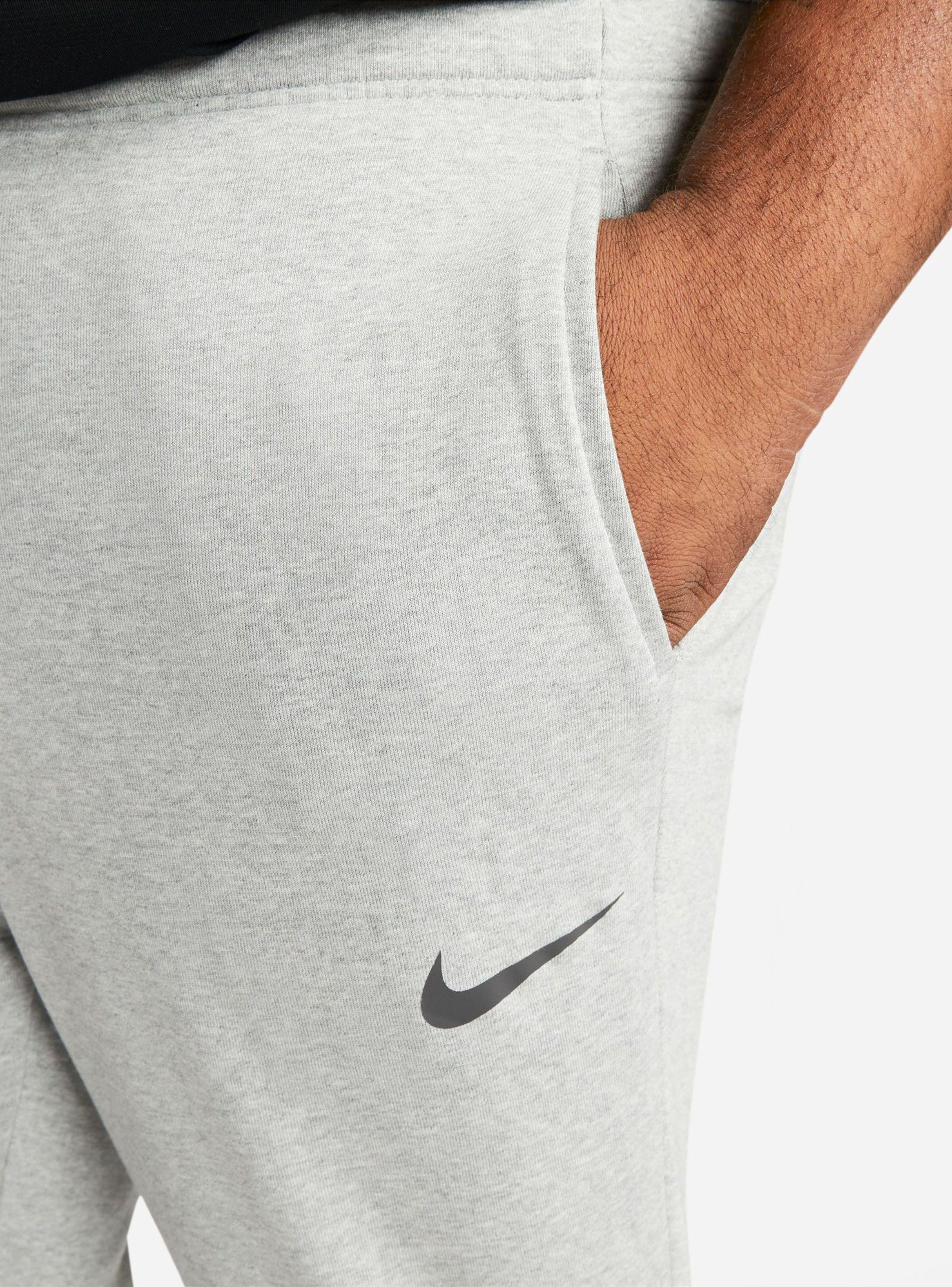 Pantalón de Buzo Dry Taper Fl-3