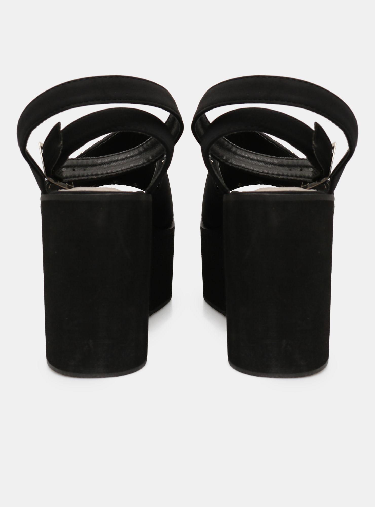 Sandalia Opposite Plataforma Líneas-2