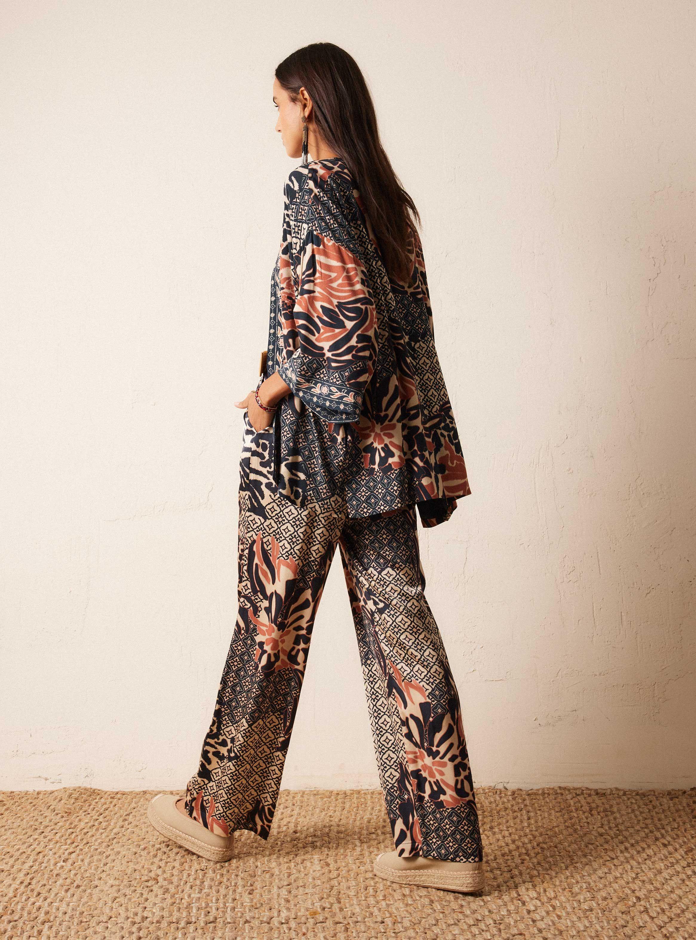 Blusa Tipo Kimono Estampado-5