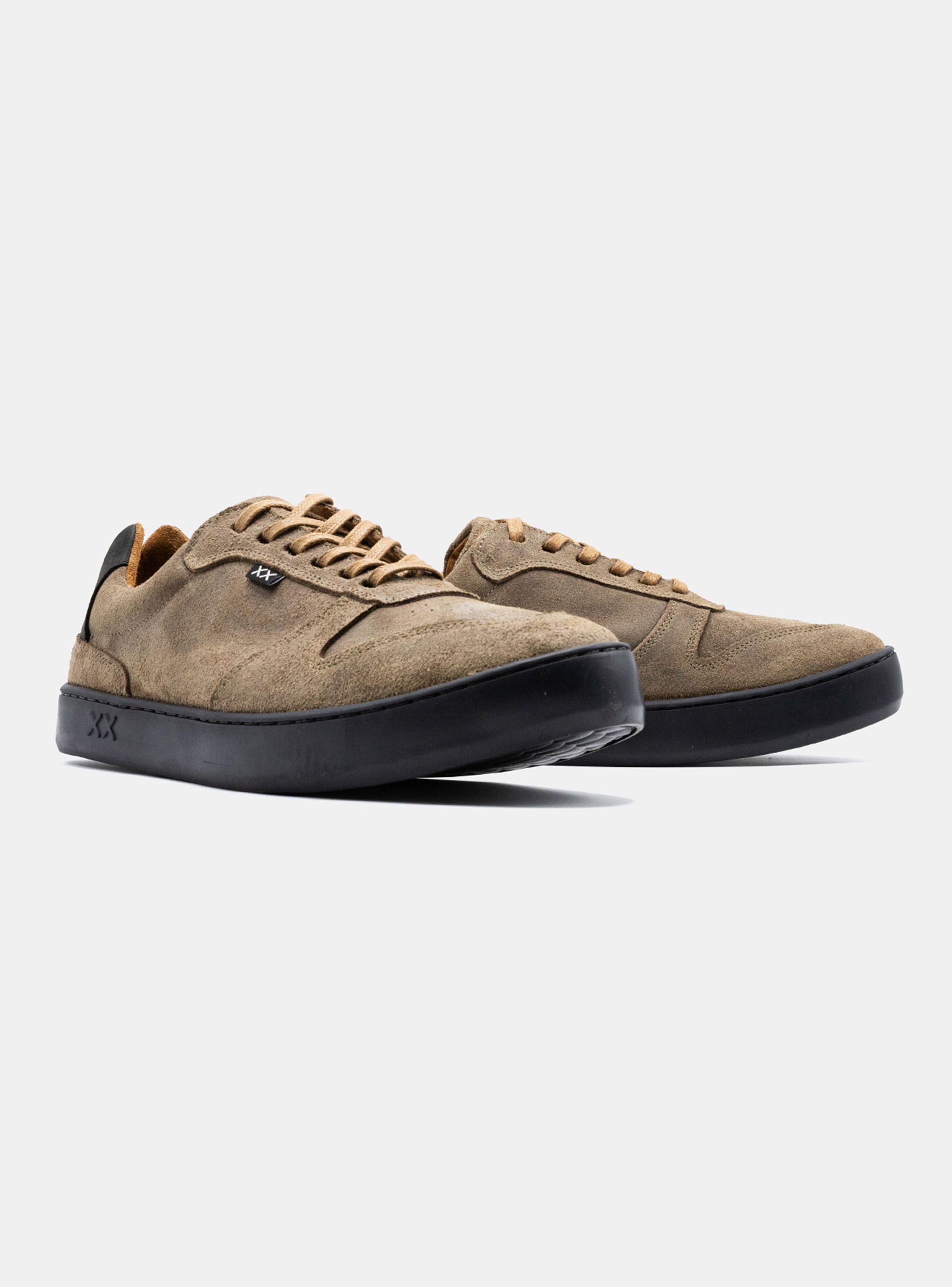 Zapatilla Urbana Cuero Bora Hombre-1