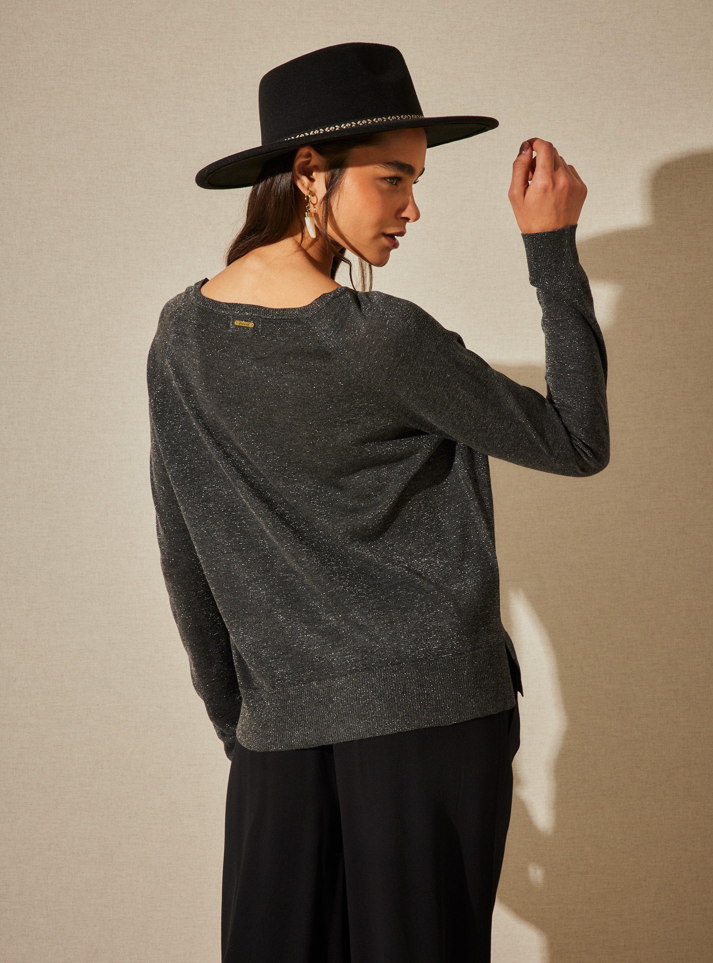 Sweater Básico con Detalle de Brillos-1