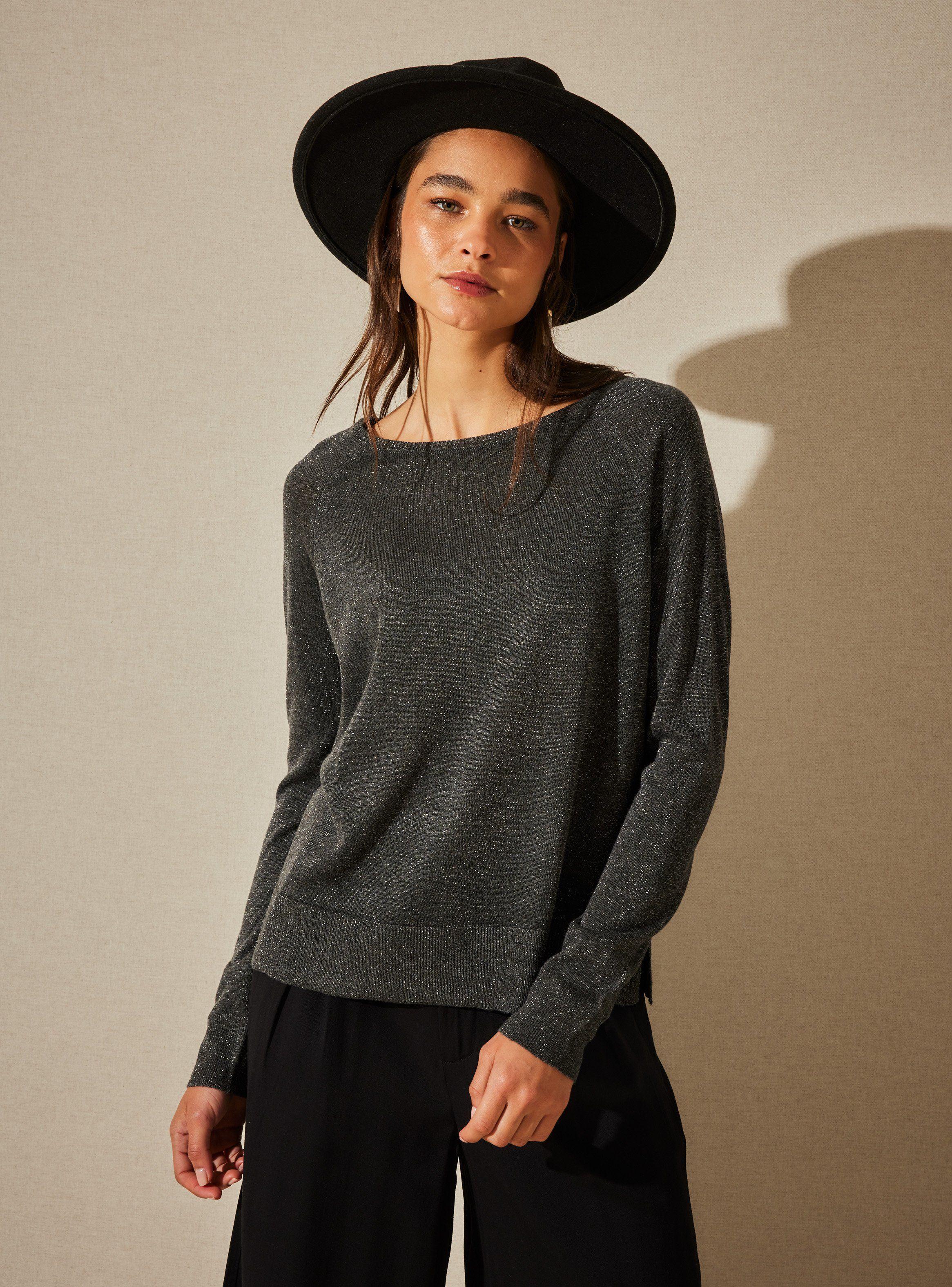 Sweater Básico con Detalle de Brillos-0