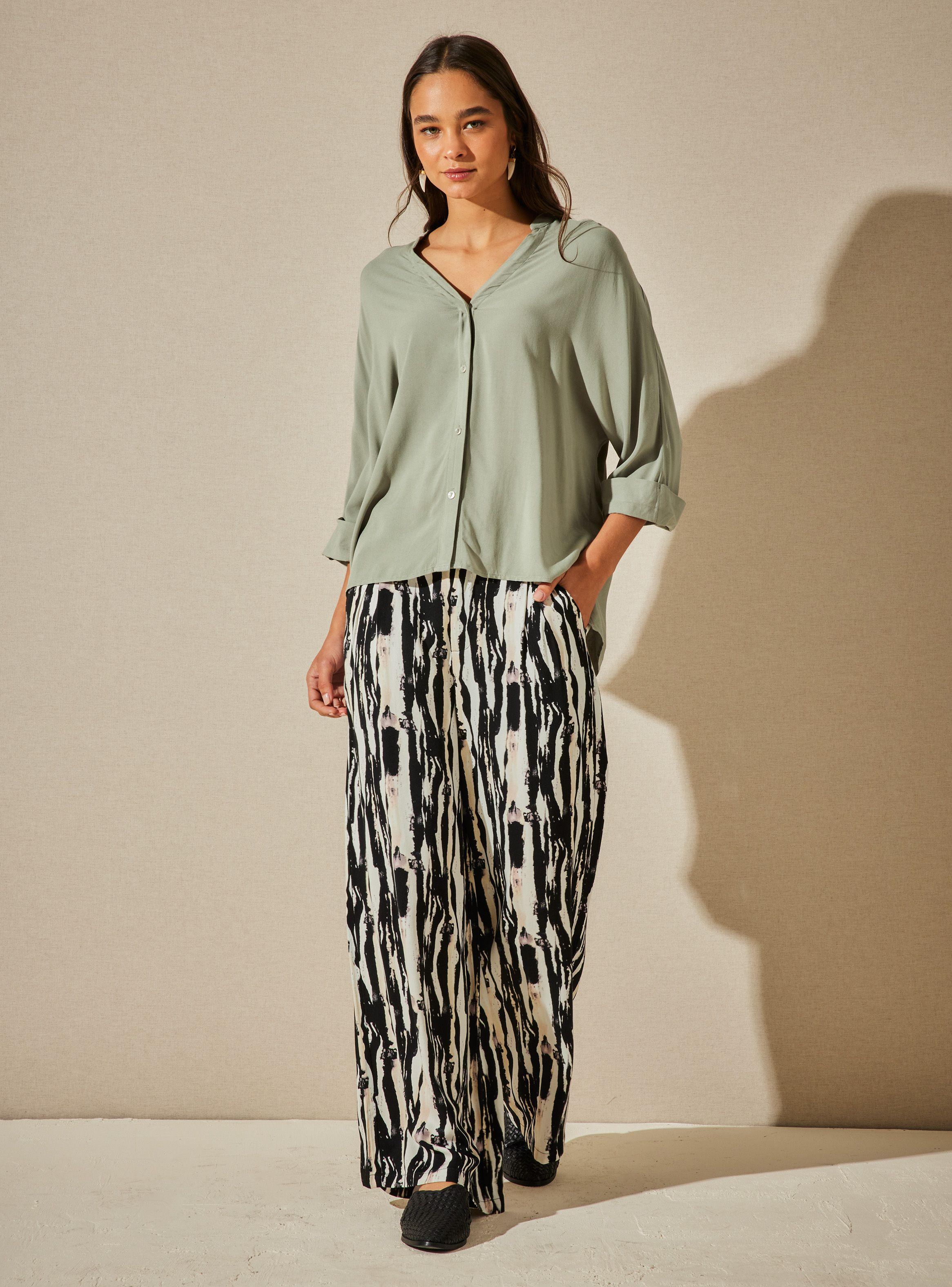Blusa con Diseño y Manga Ancha-4