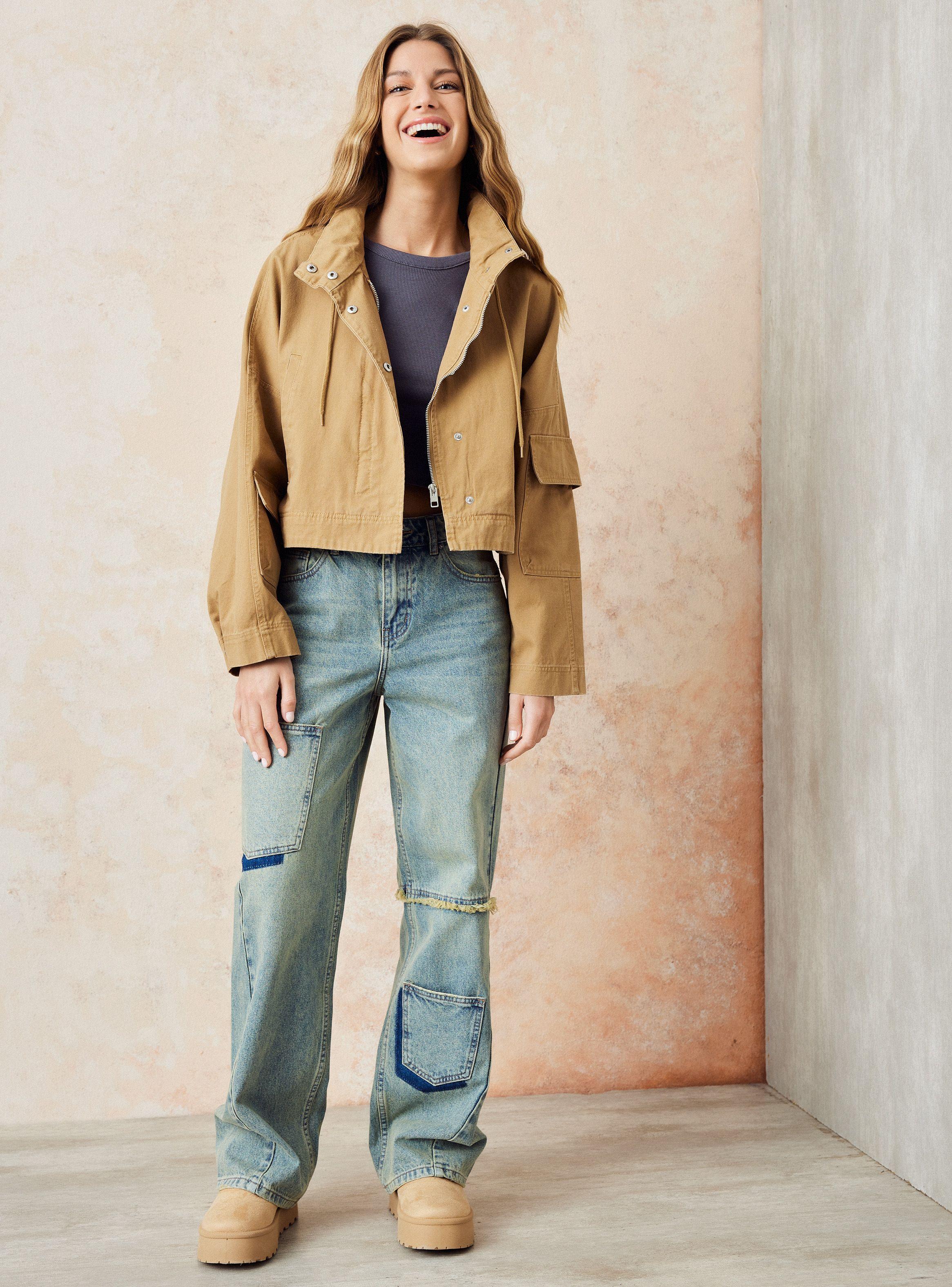 Chaqueta Lavada con Cuello Alto-4