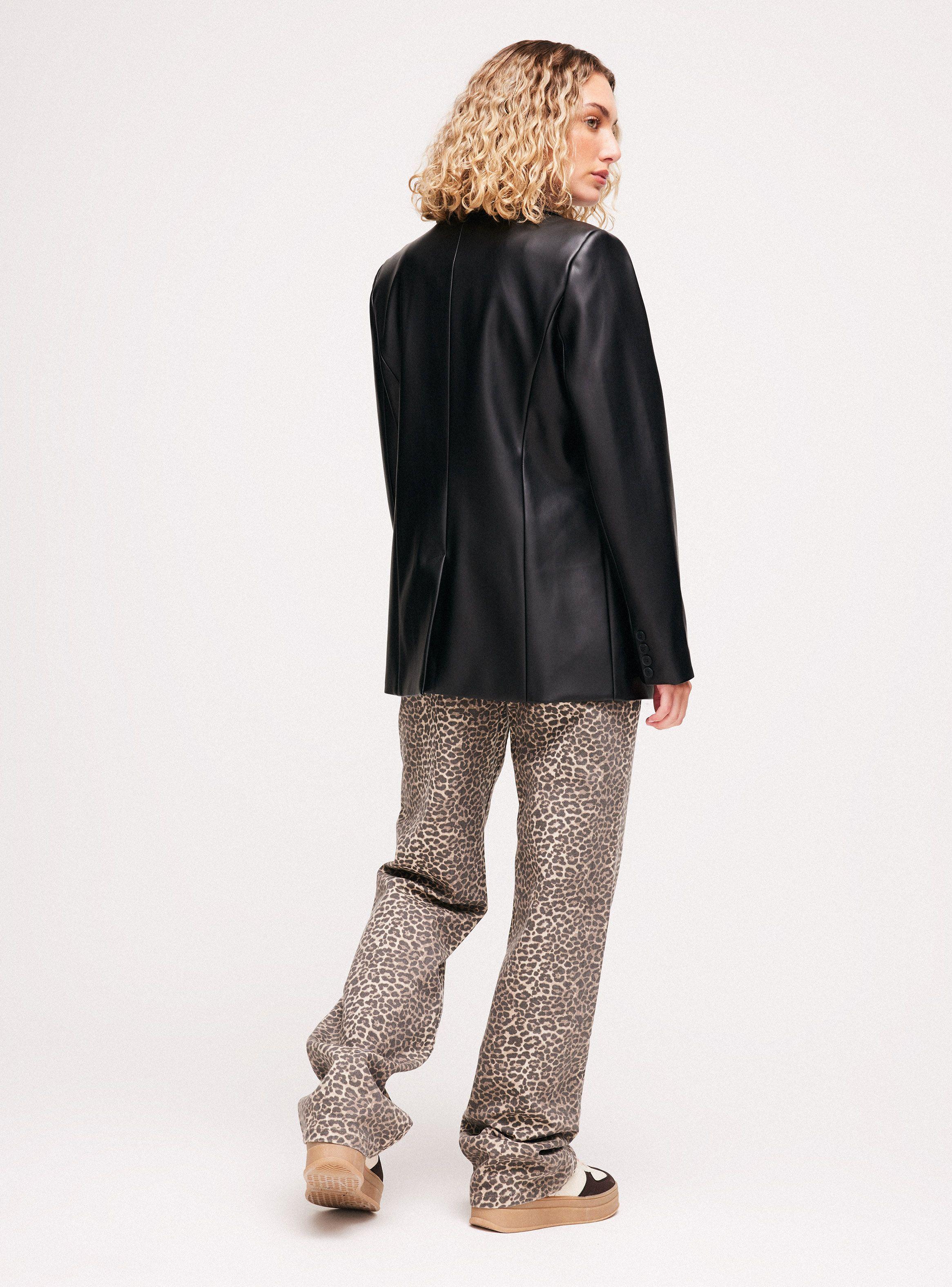 Blazer Efecto Piel-5